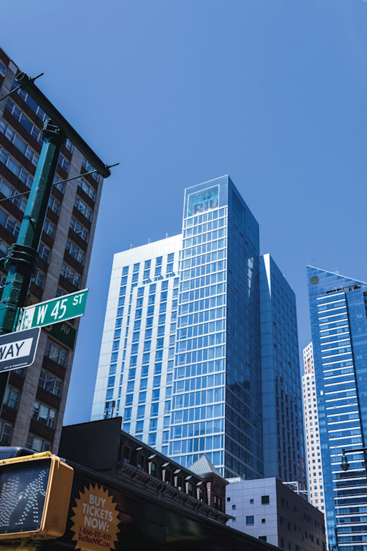 Stay in style at Hotel Riu Plaza New York Times Square