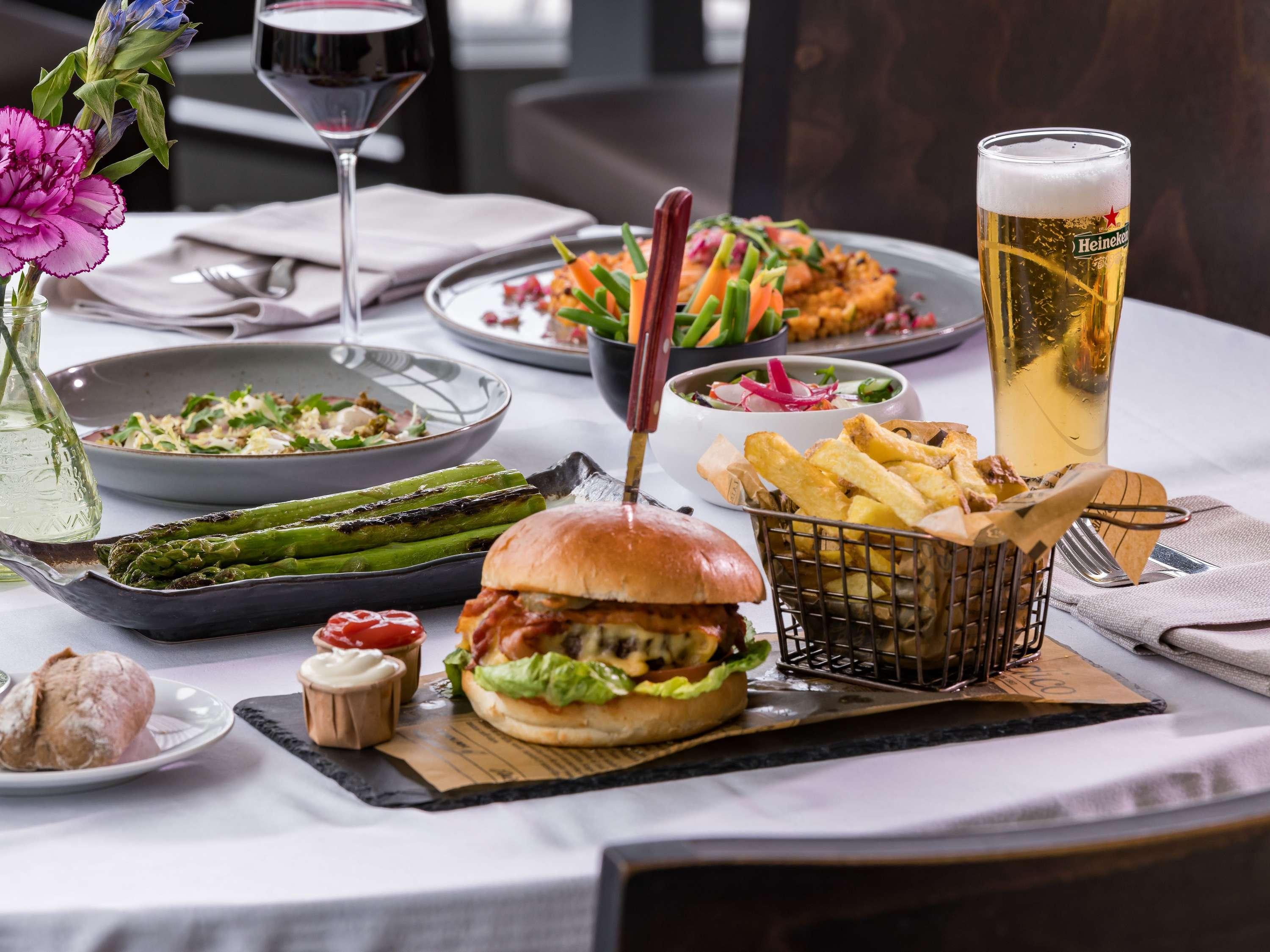 Stay in style at Mövenpick Hotel Amsterdam City Centre