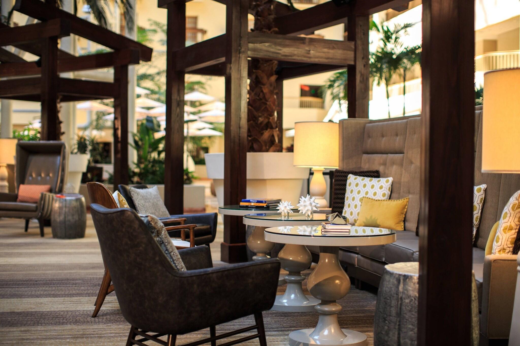 Stay in style at Renaissance Orlando Resort at SeaWorld