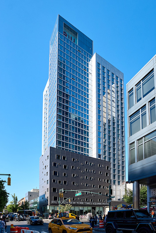 Stay in style at Hotel Riu Plaza New York Times Square