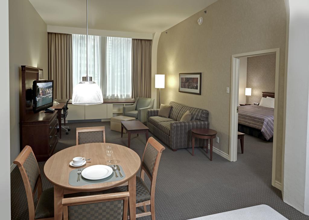 Stay in style at Le Square Phillips Hôtel & Suites