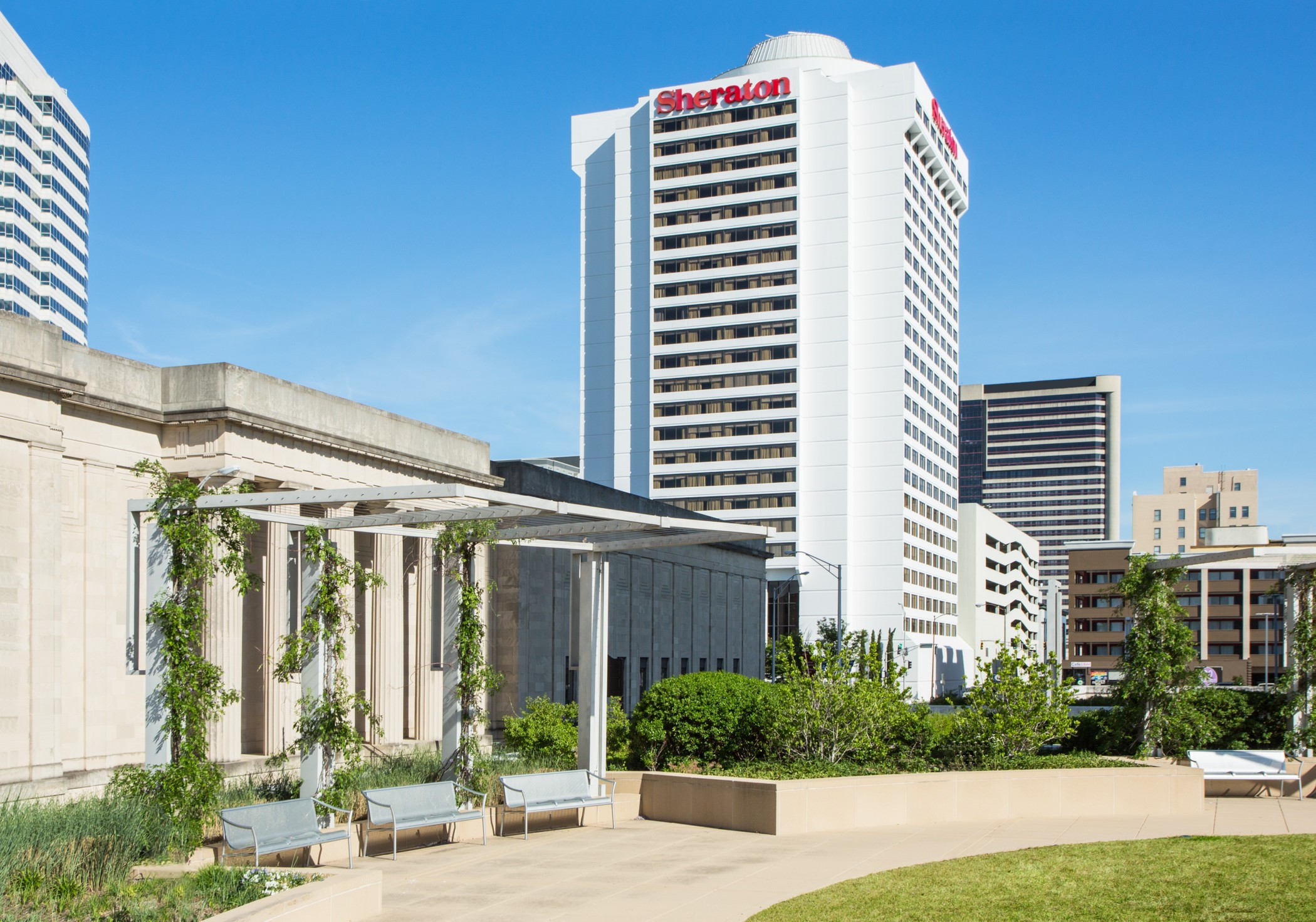 Stay in style at Sheraton Grand Nashville Downtown
