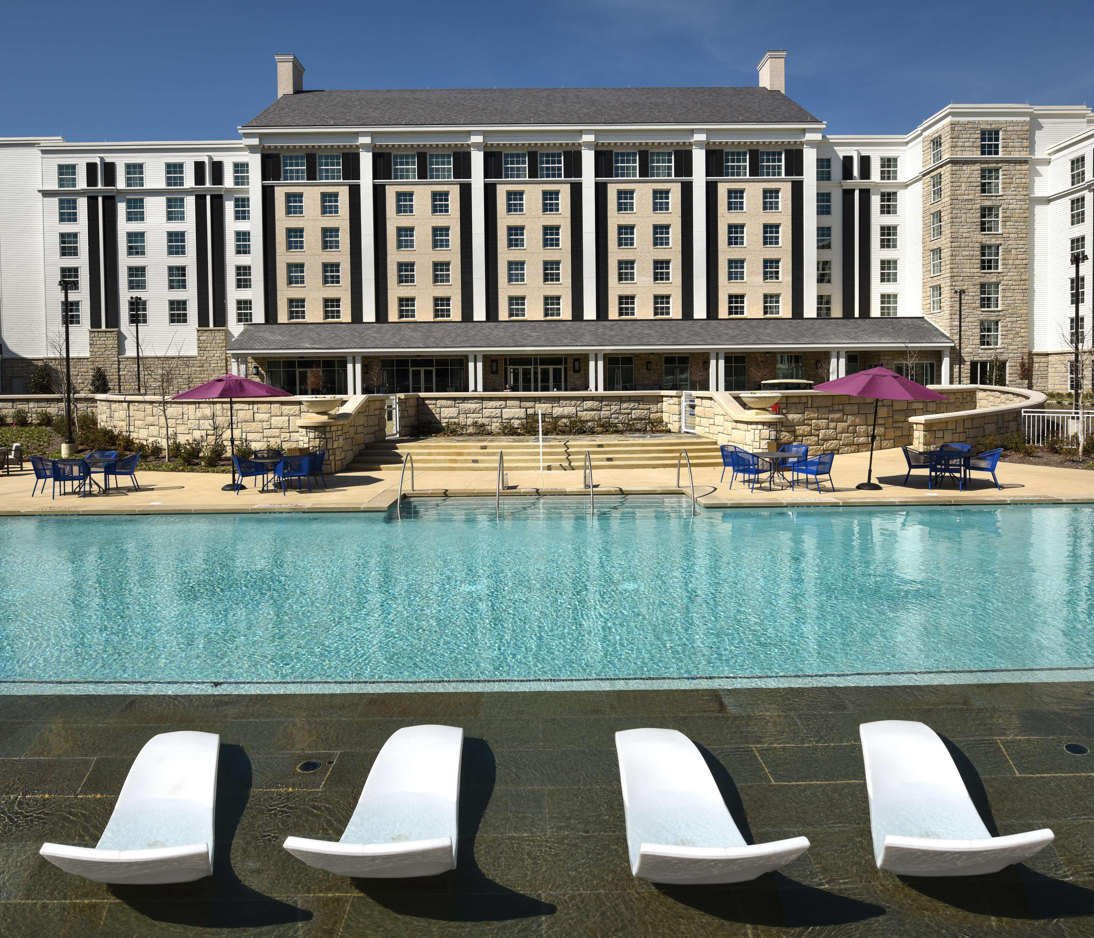 Stay in style at The Guest House at Graceland