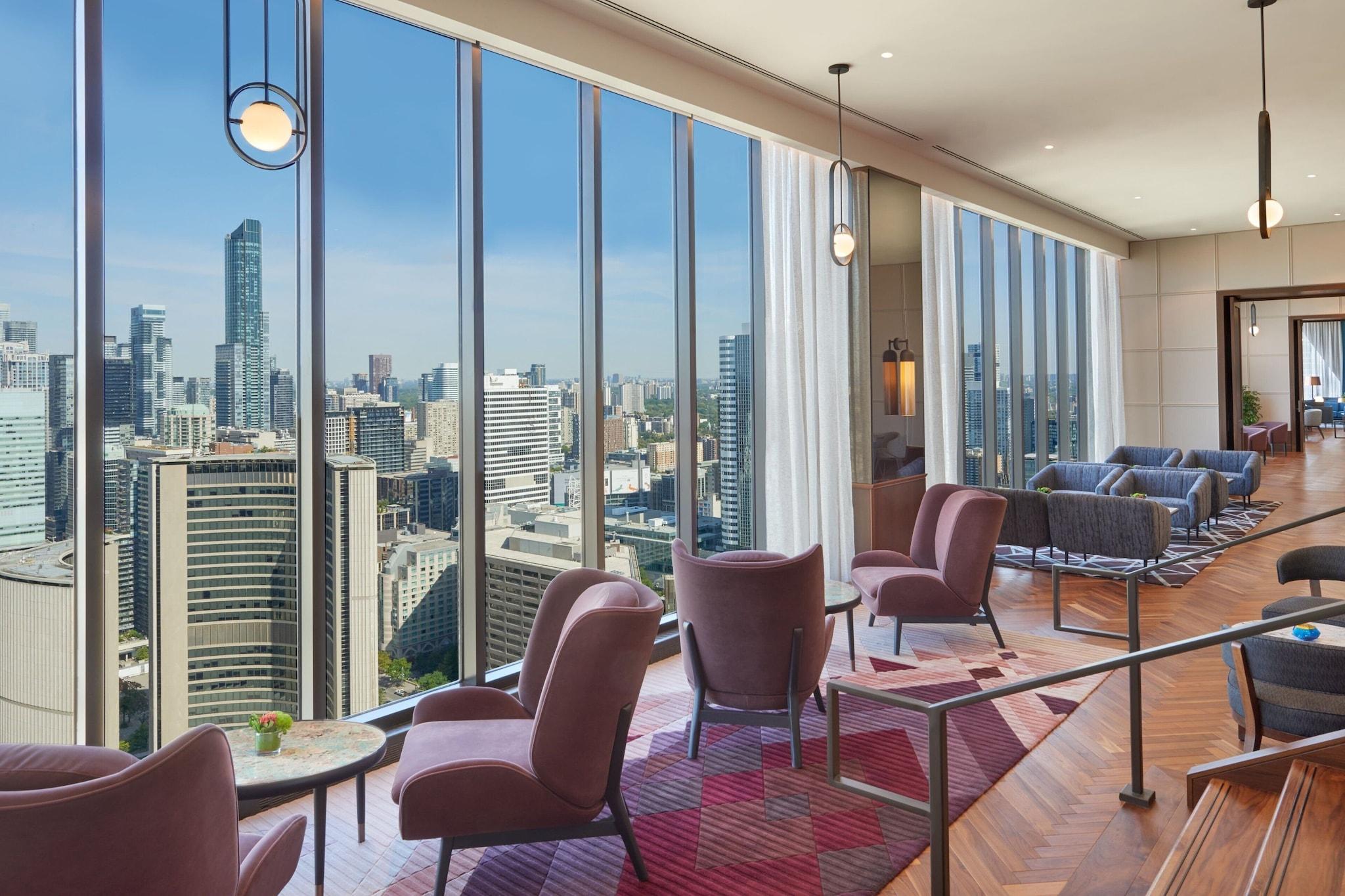 Stay in style at Sheraton Centre Toronto Hotel