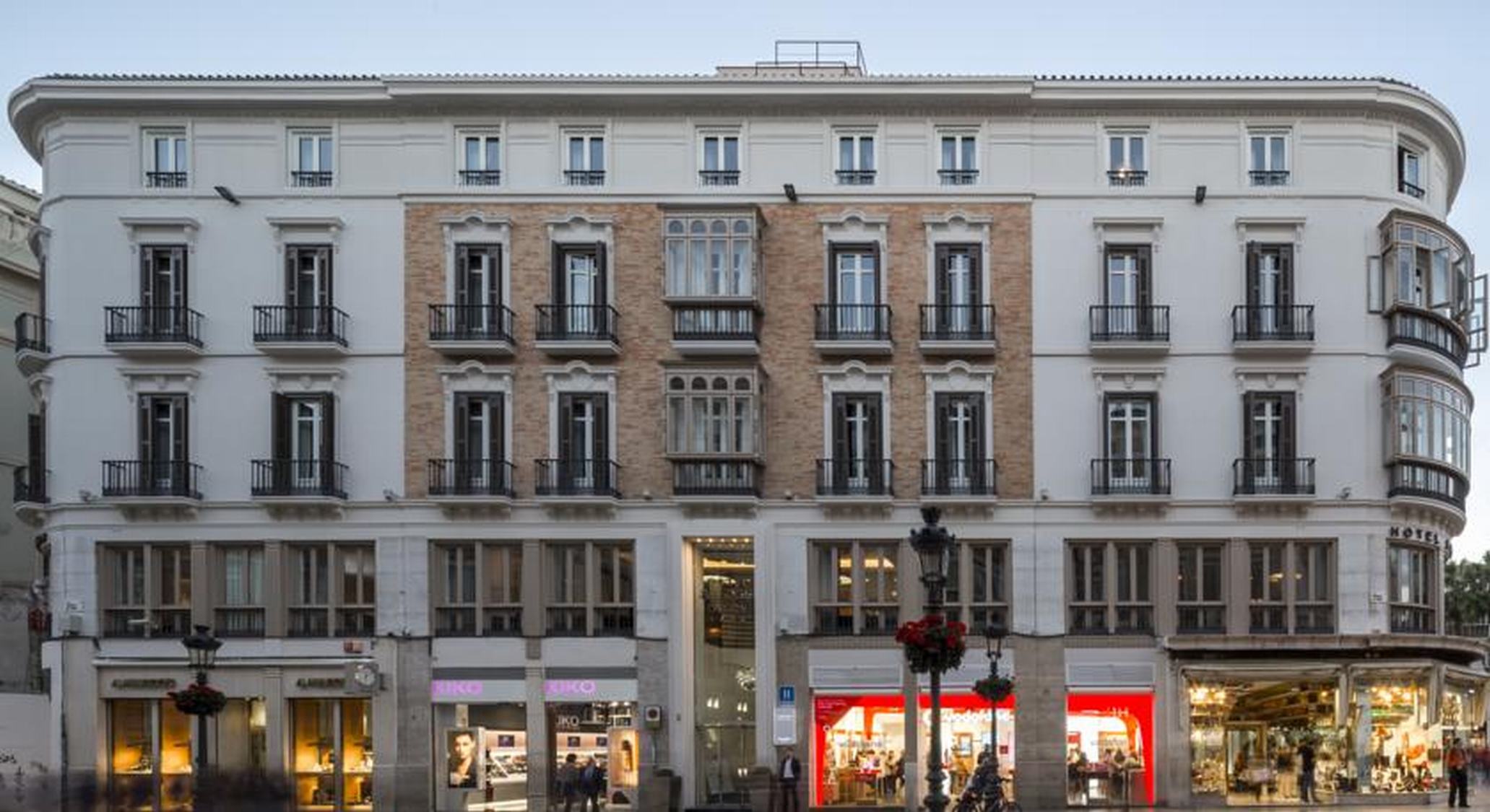 Stay in style at Hotel Larios Málaga