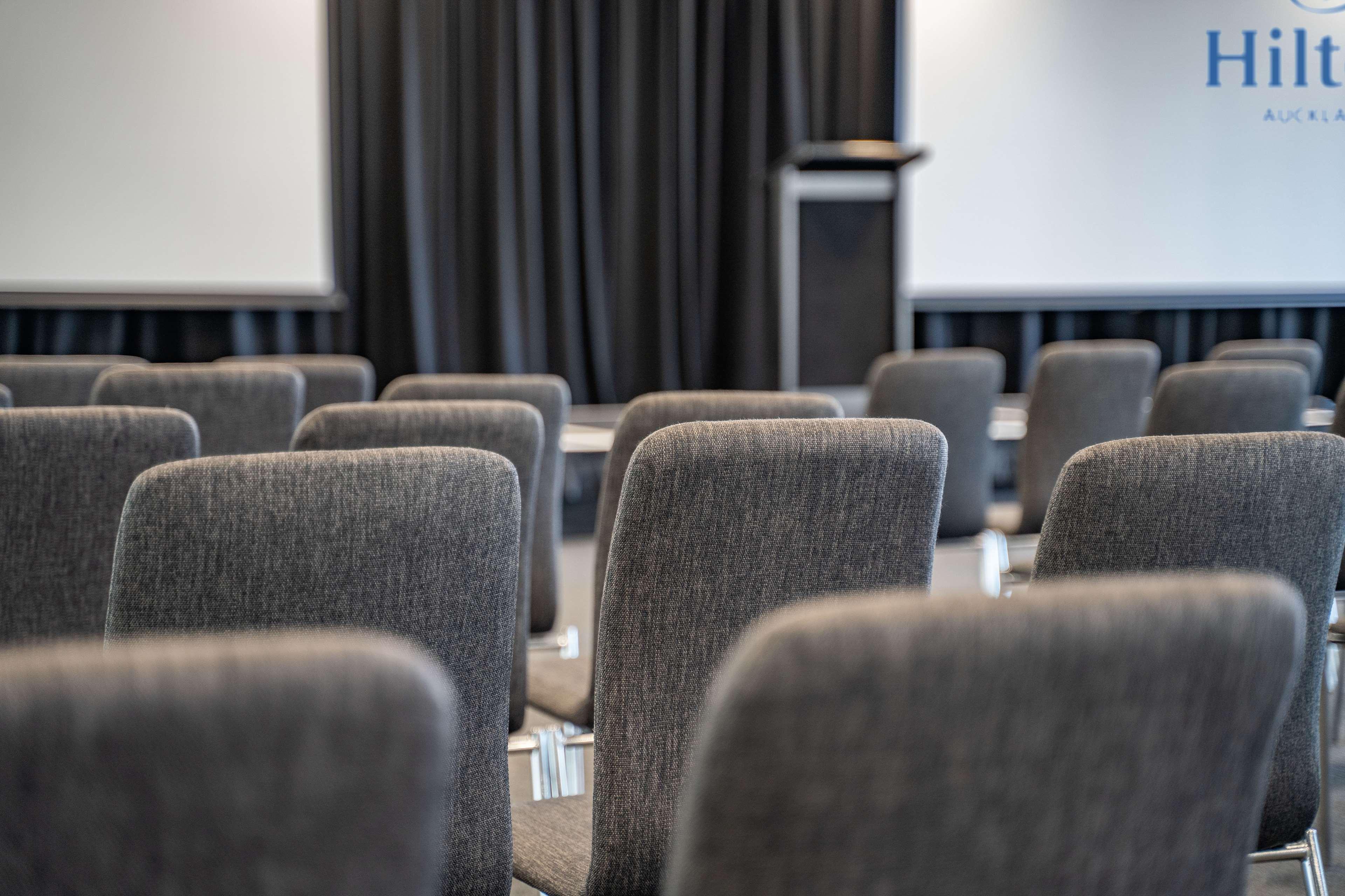 Stay in style at Hilton Auckland
