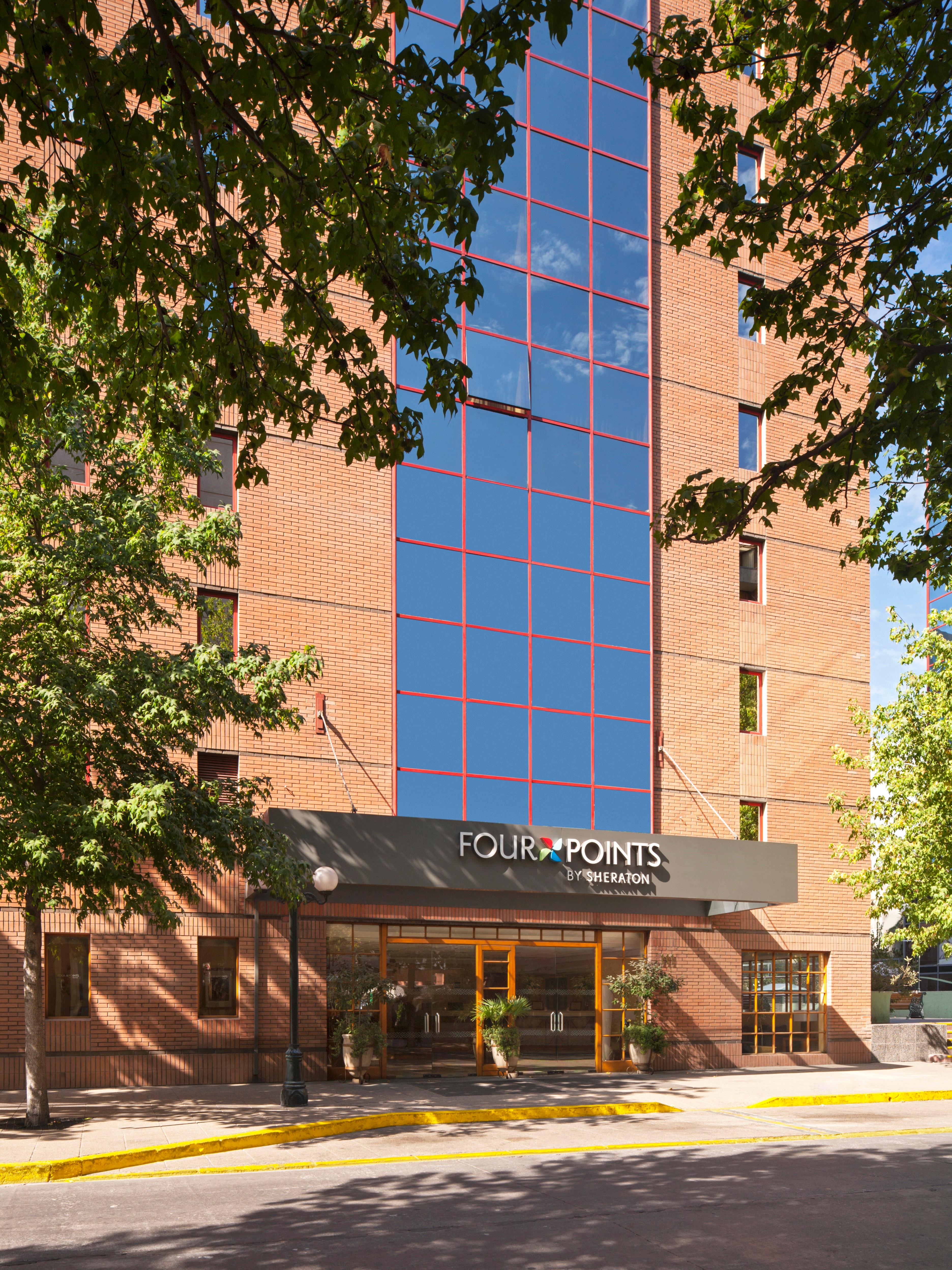 Stay in style at Four Points by Sheraton Santiago