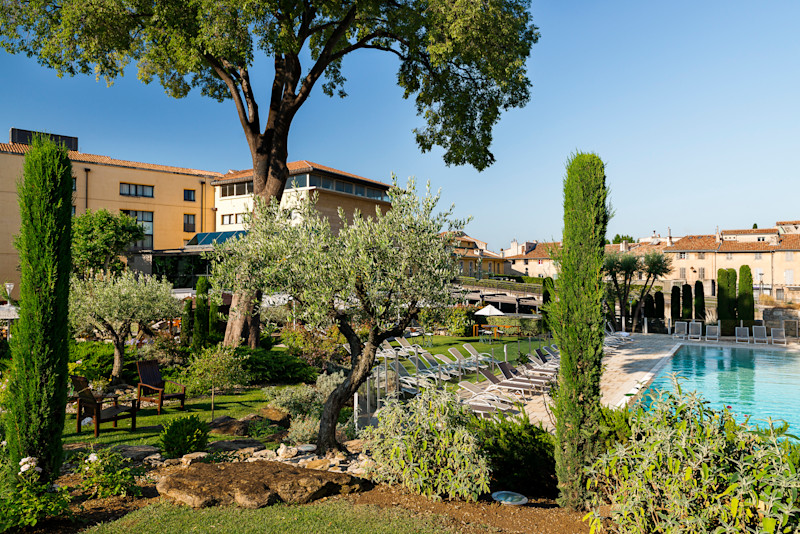 Stay in style at Aquabella