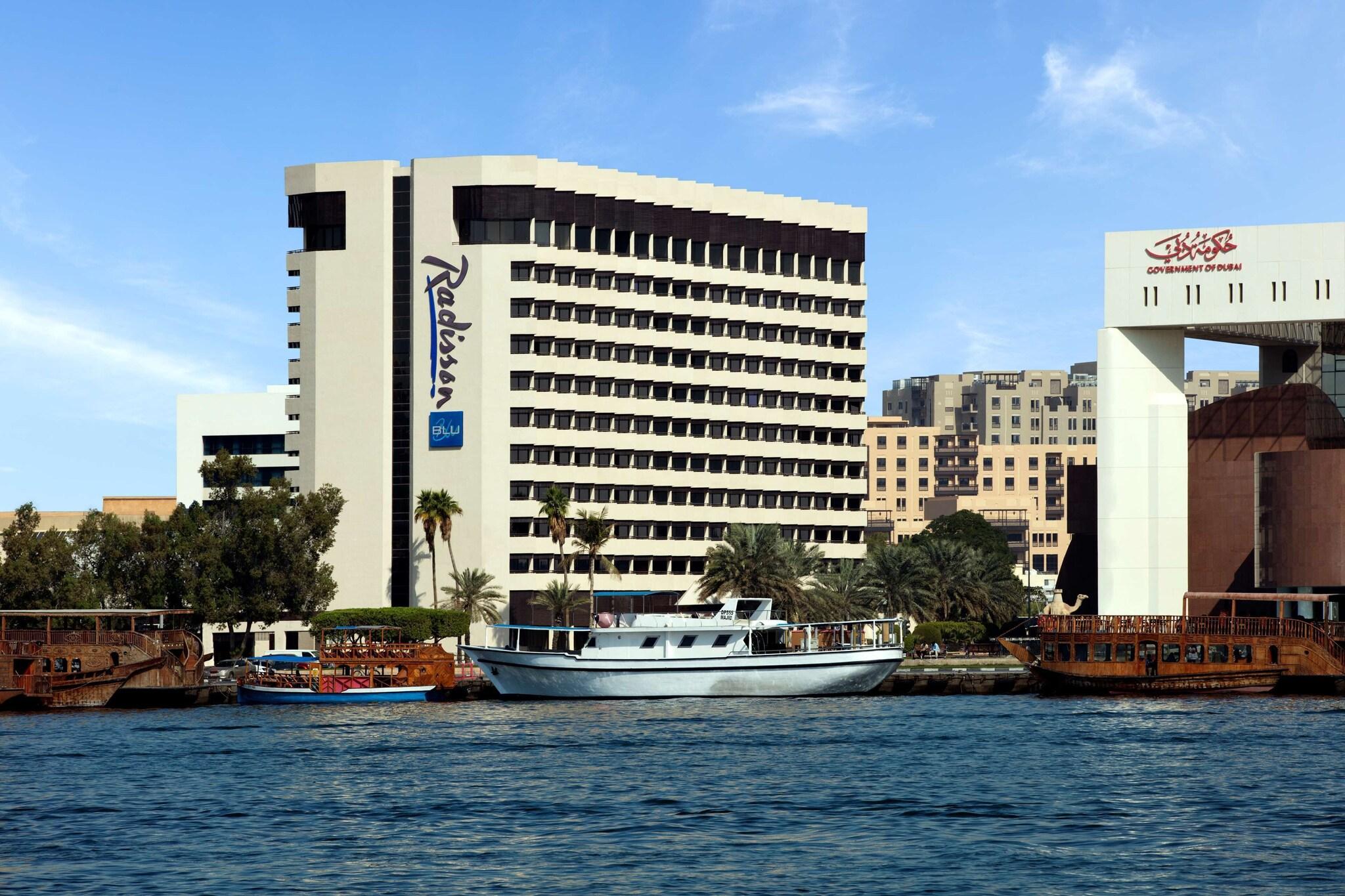 Stay in style at Radisson Blu Hotel Dubai Deira Creek