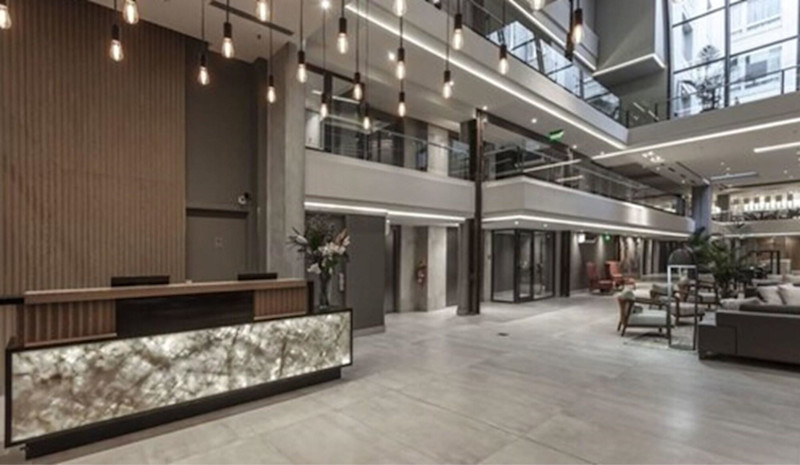 Stay in style at Huinid Obelisco Hotel