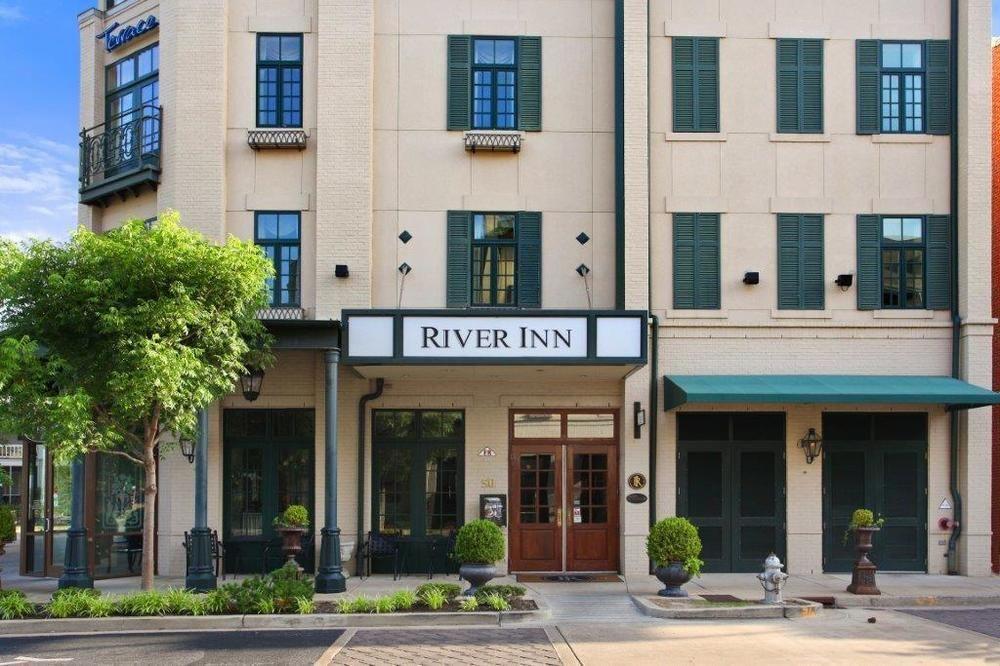 Stay in style at River Inn of Harbor Town