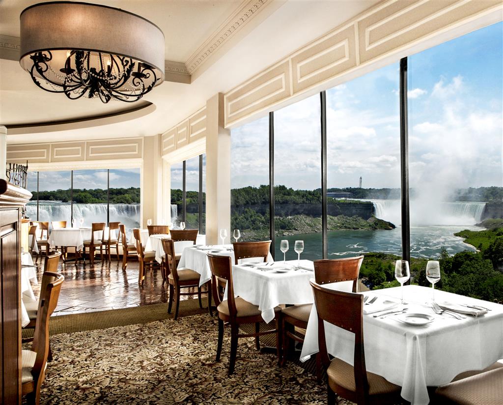 Stay in style at Sheraton Fallsview Hotel