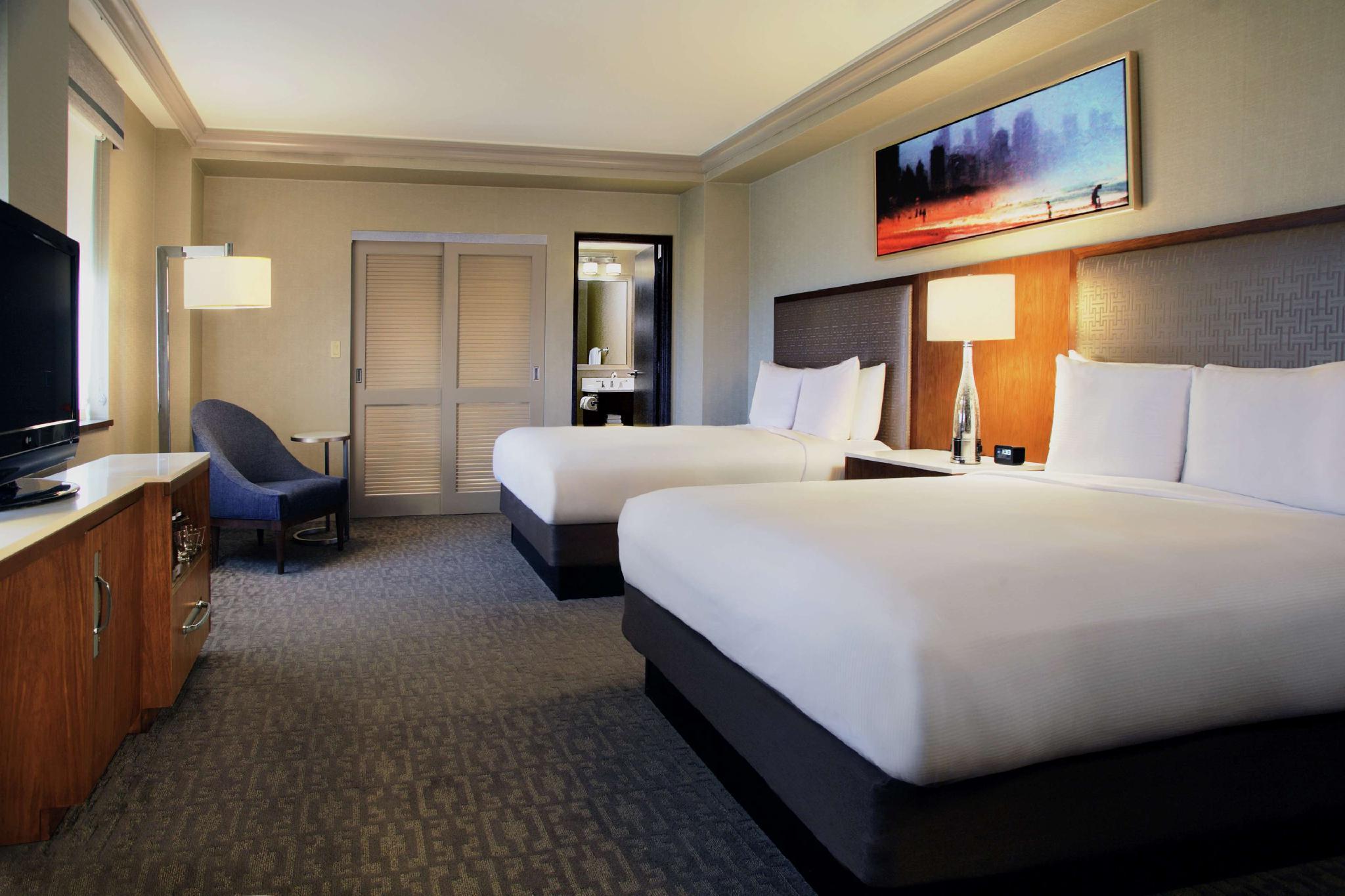 Stay in style at Hilton Chicago