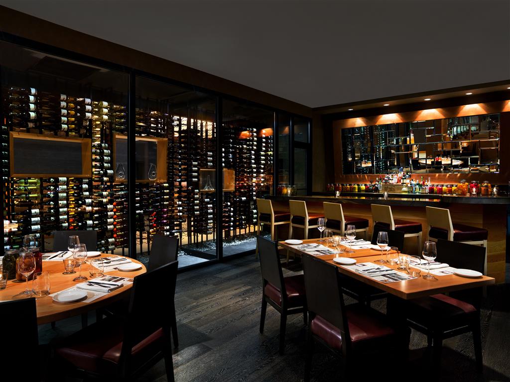 Stay in style at Sheraton Fallsview Hotel