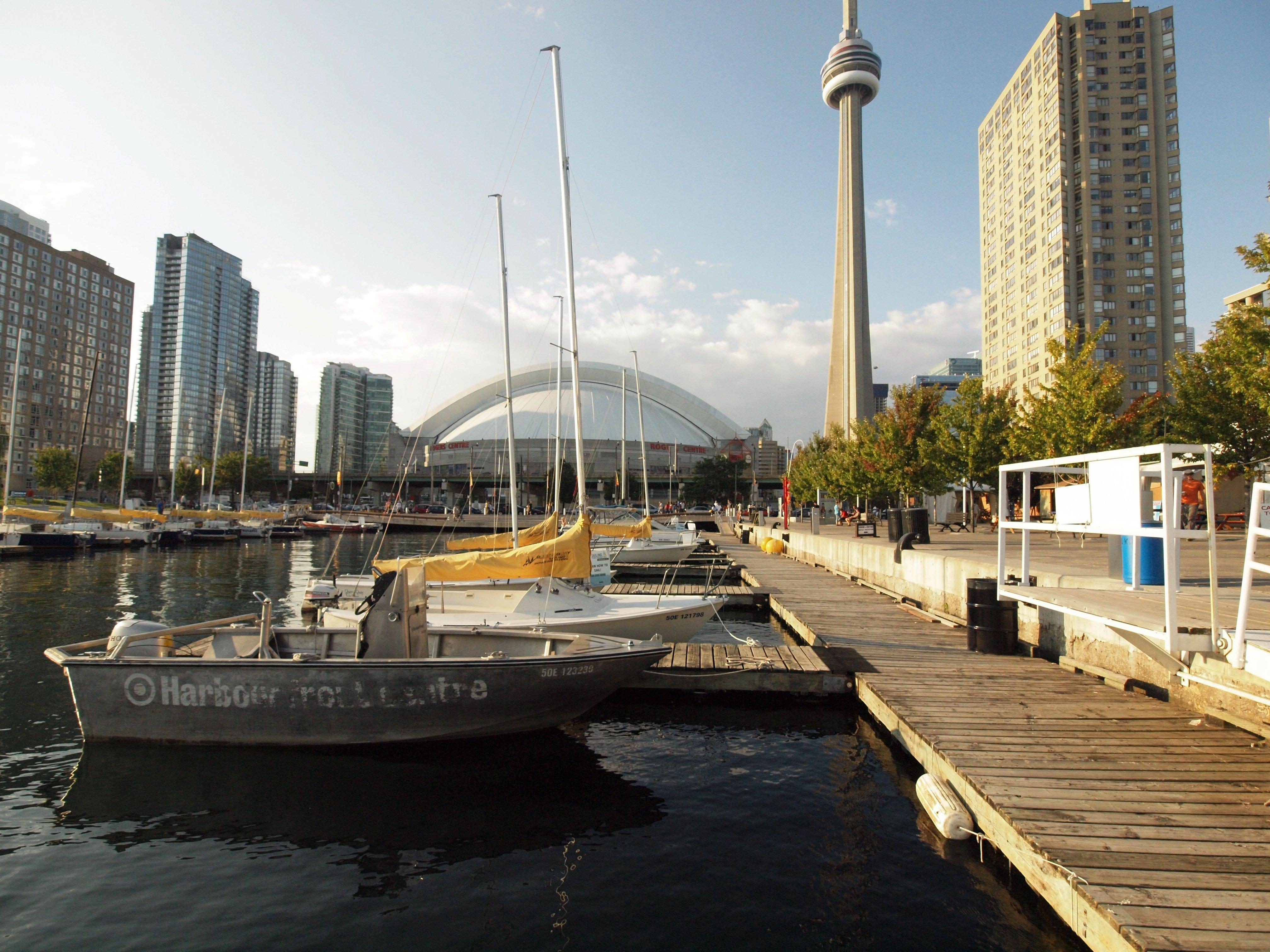 Stay in style at Intercontinental Toronto Centre
