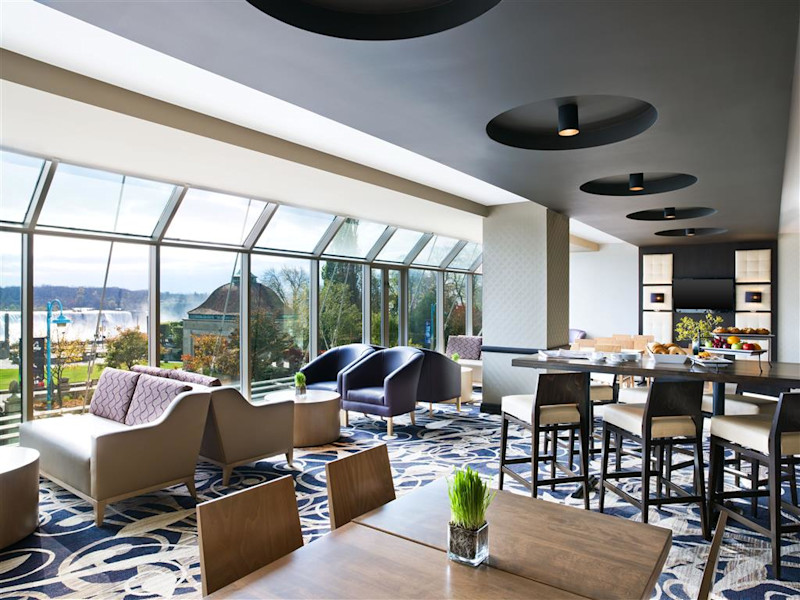 Stay in style at Sheraton Fallsview Hotel