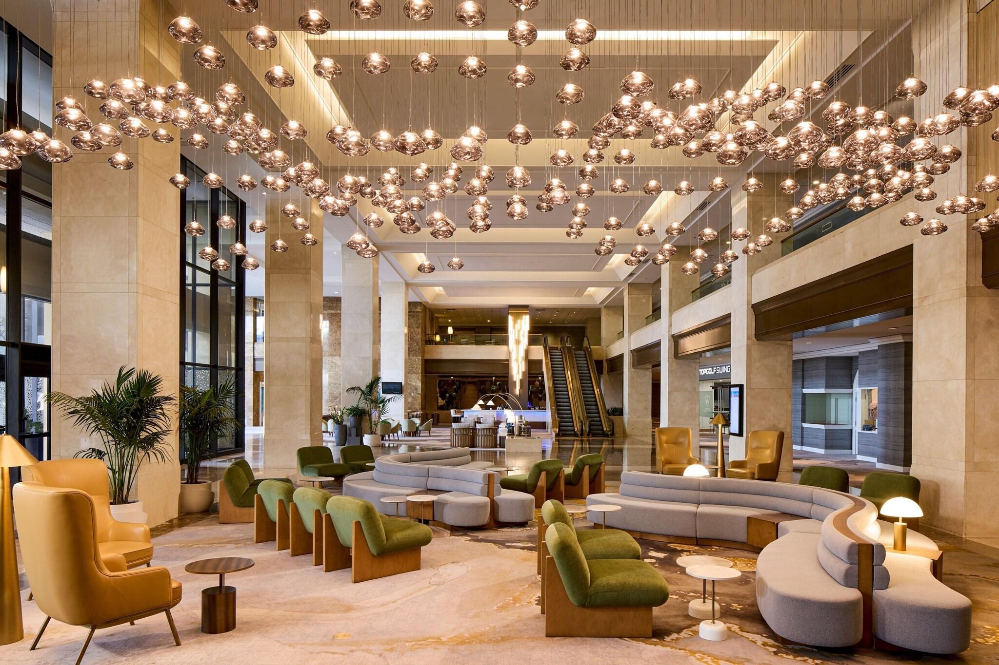 Stay in style at The Westin Los Angeles Airport