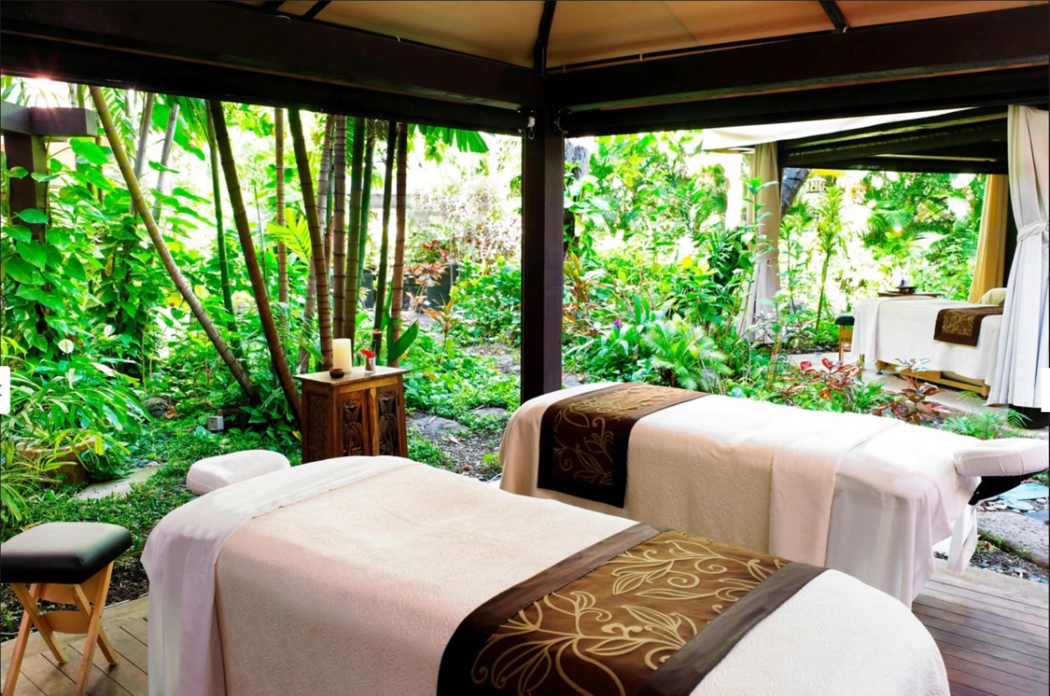 Stay in style at The Royal Hawaiian, a Luxury Collection Resort