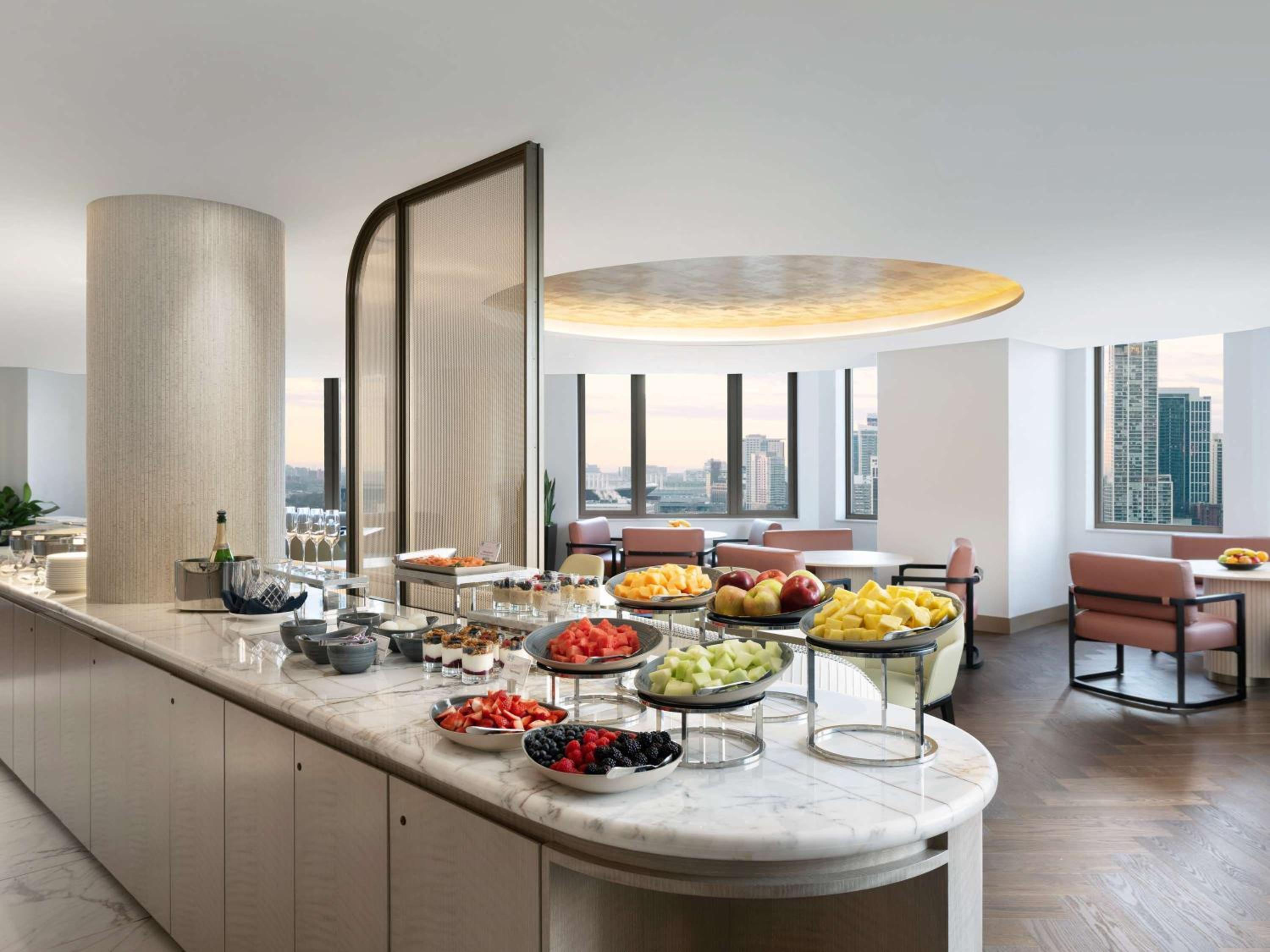 Stay in style at Fairmont Chicago - Millennium Park