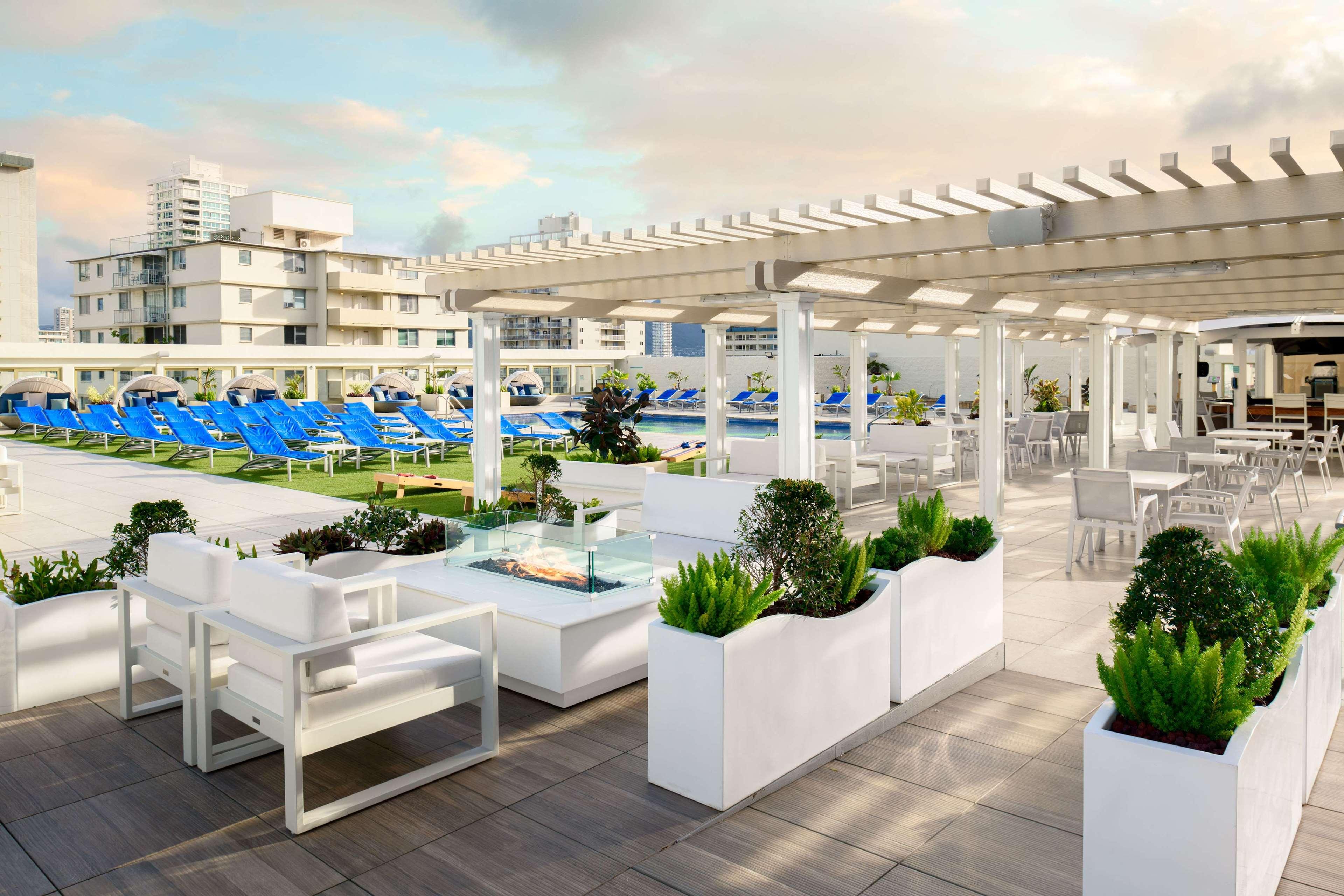 Stay in style at Hilton Waikiki Beach