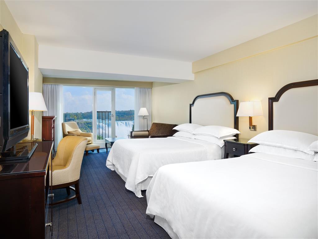 Stay in style at Sheraton Fallsview Hotel