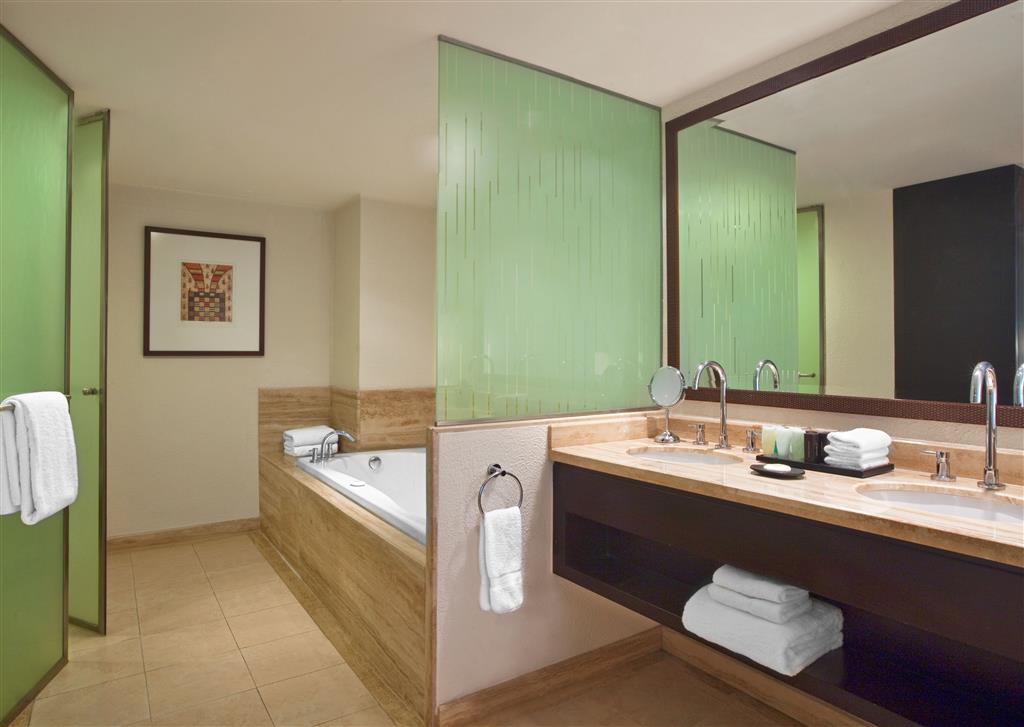 Stay in style at Sheraton Lima Hotel & Convention Center