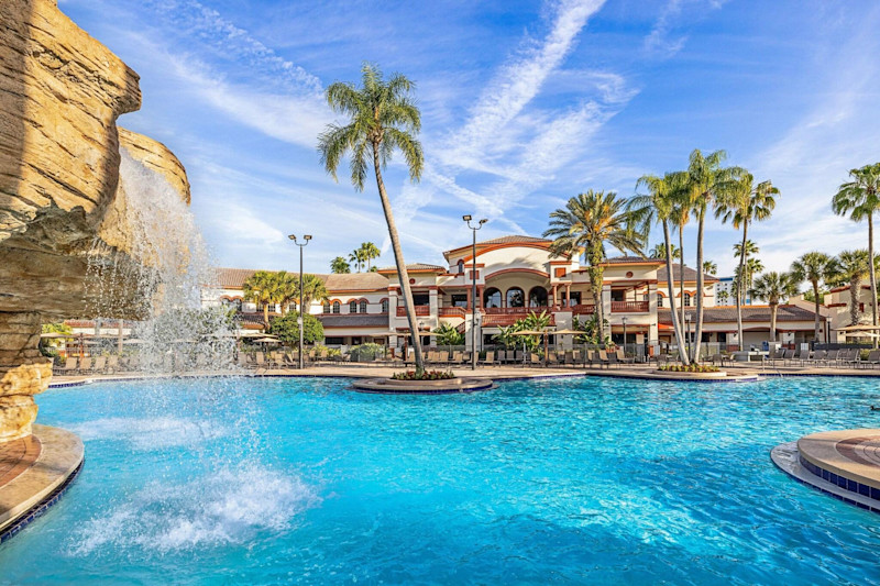 Stay in style at Sheraton Vistana Villages Resort Villas, I-Drive/Orlando