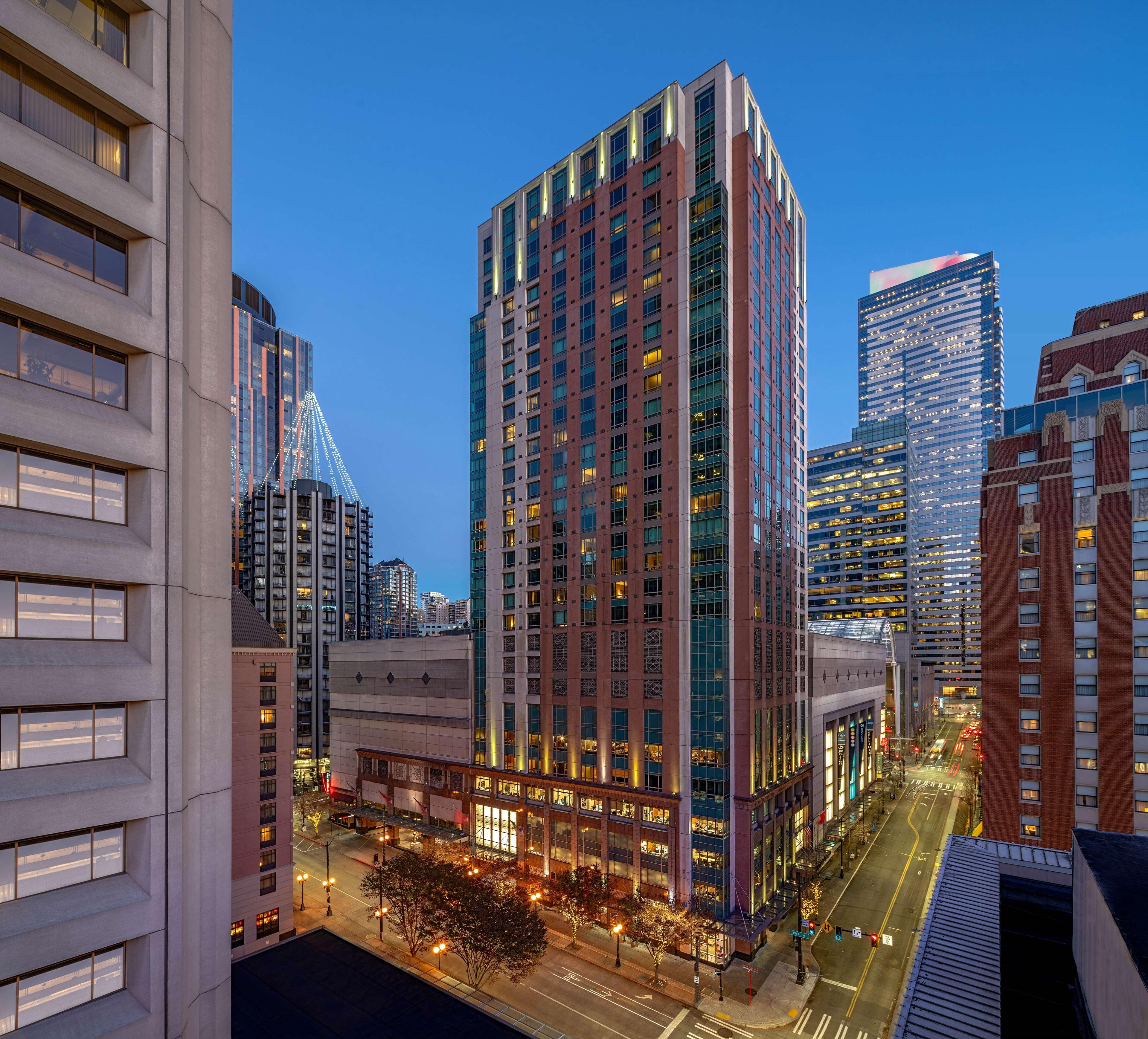 Stay in style at Grand Hyatt Seattle