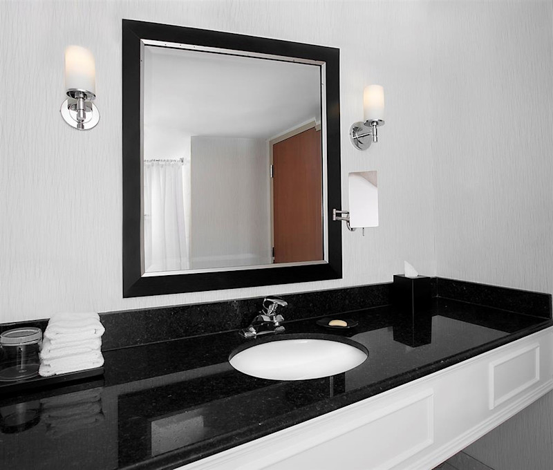 Stay in style at Sheraton Fallsview Hotel