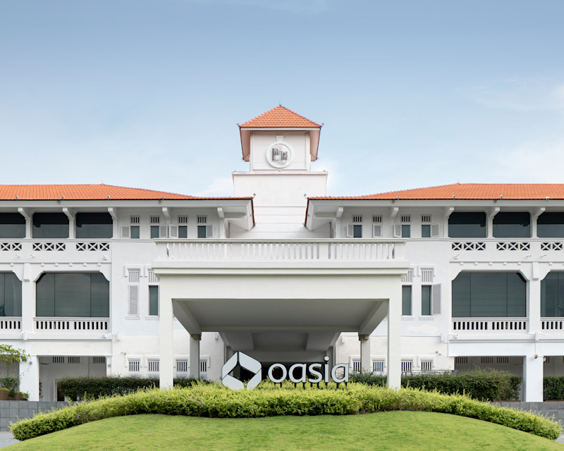 Stay in style at Oasia Resort Sentosa