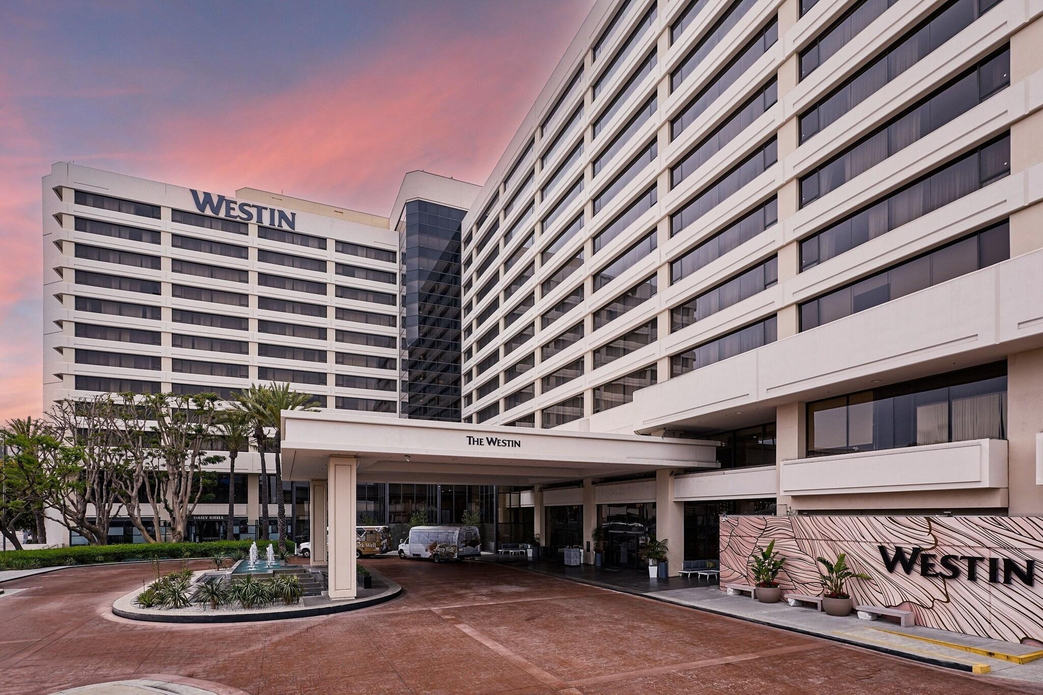 Stay in style at The Westin Los Angeles Airport