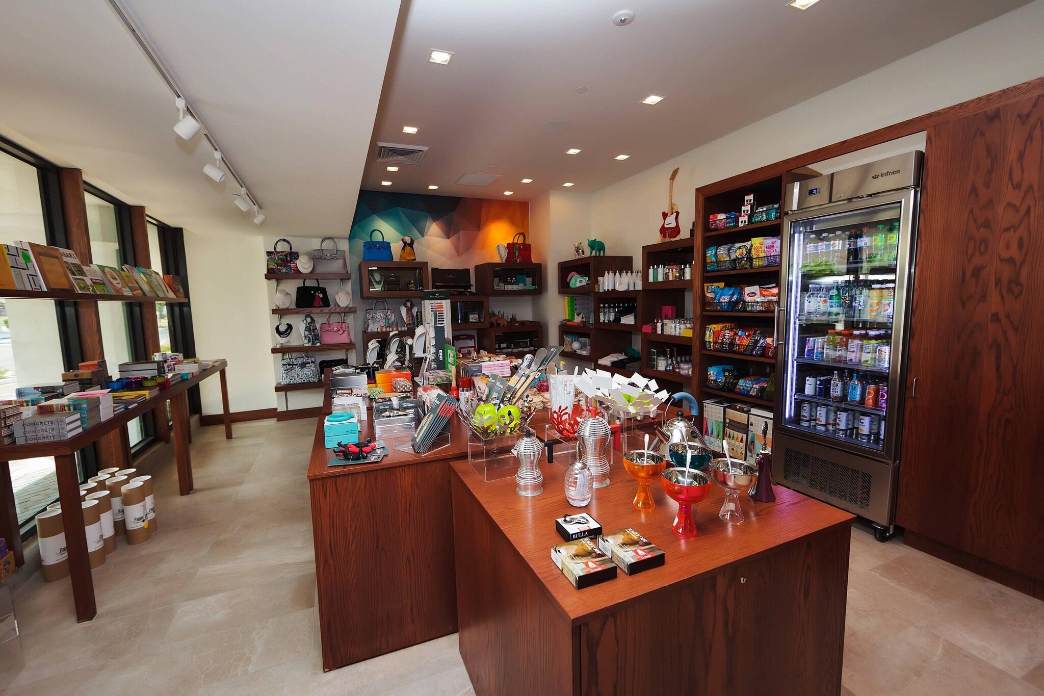 Stay in style at Art Ovation Hotel, Autograph Collection