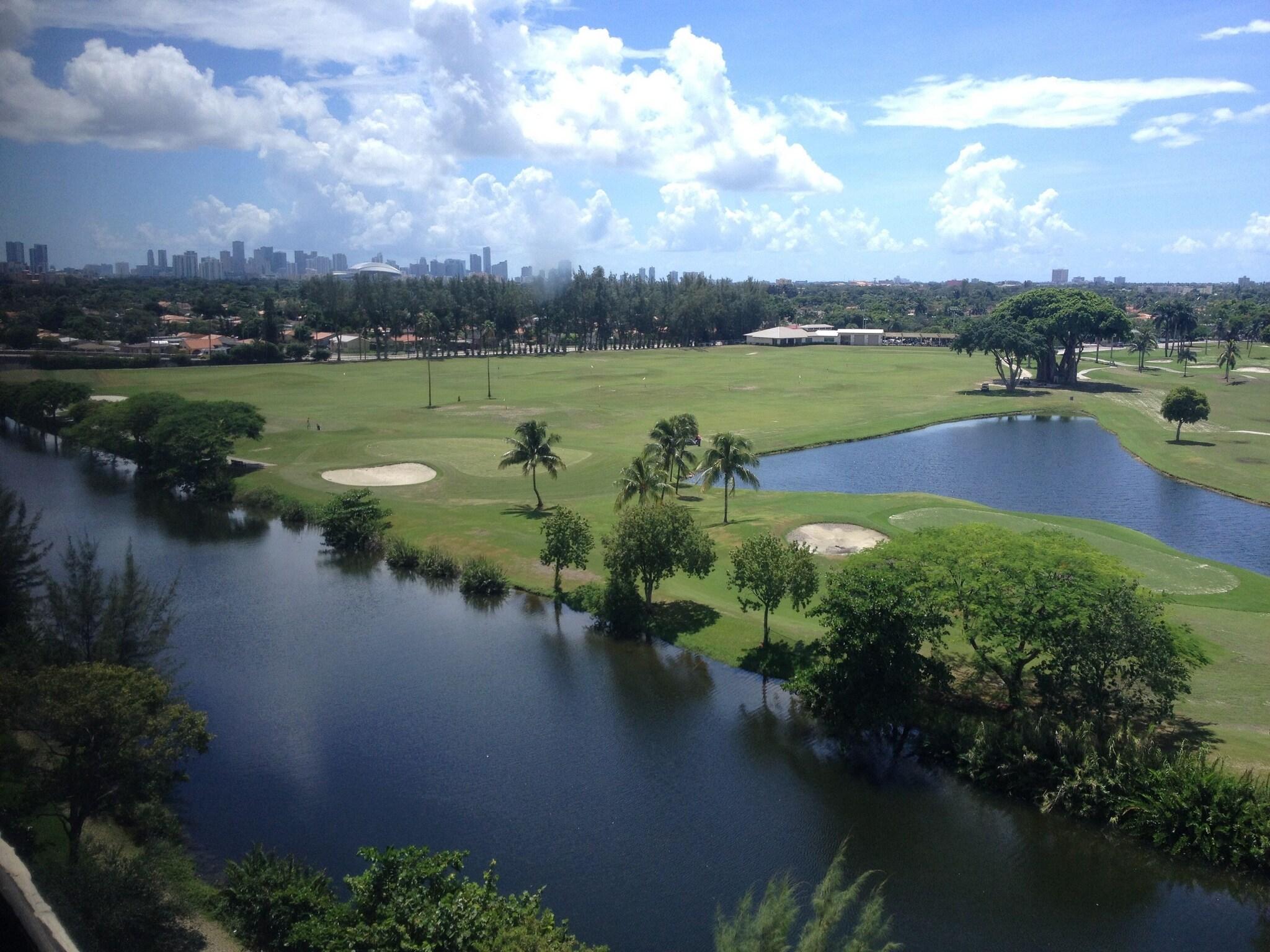 Stay in style at Sheraton Miami Airport & Executive Meeting Center
