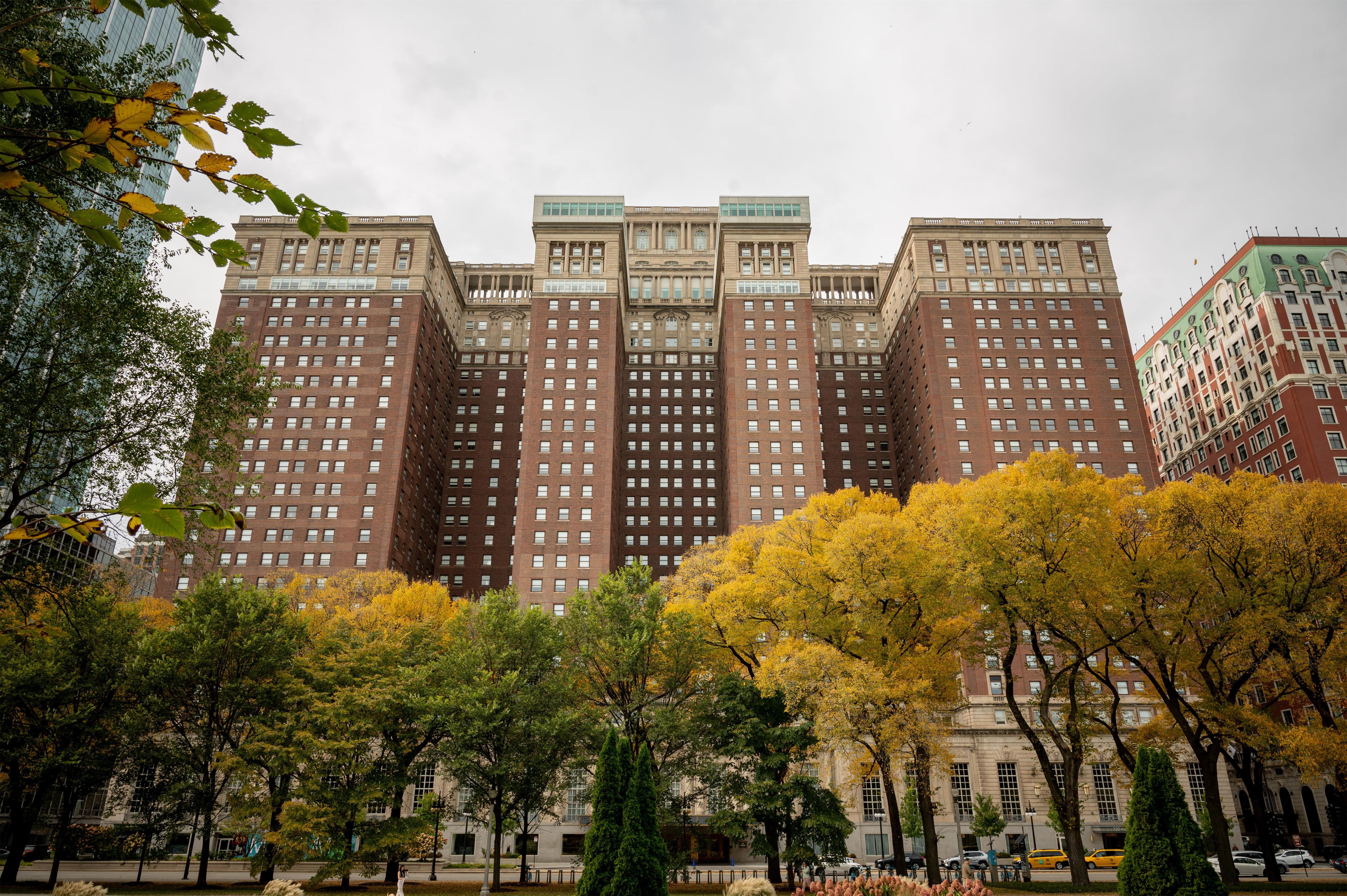 Stay in style at Hilton Chicago