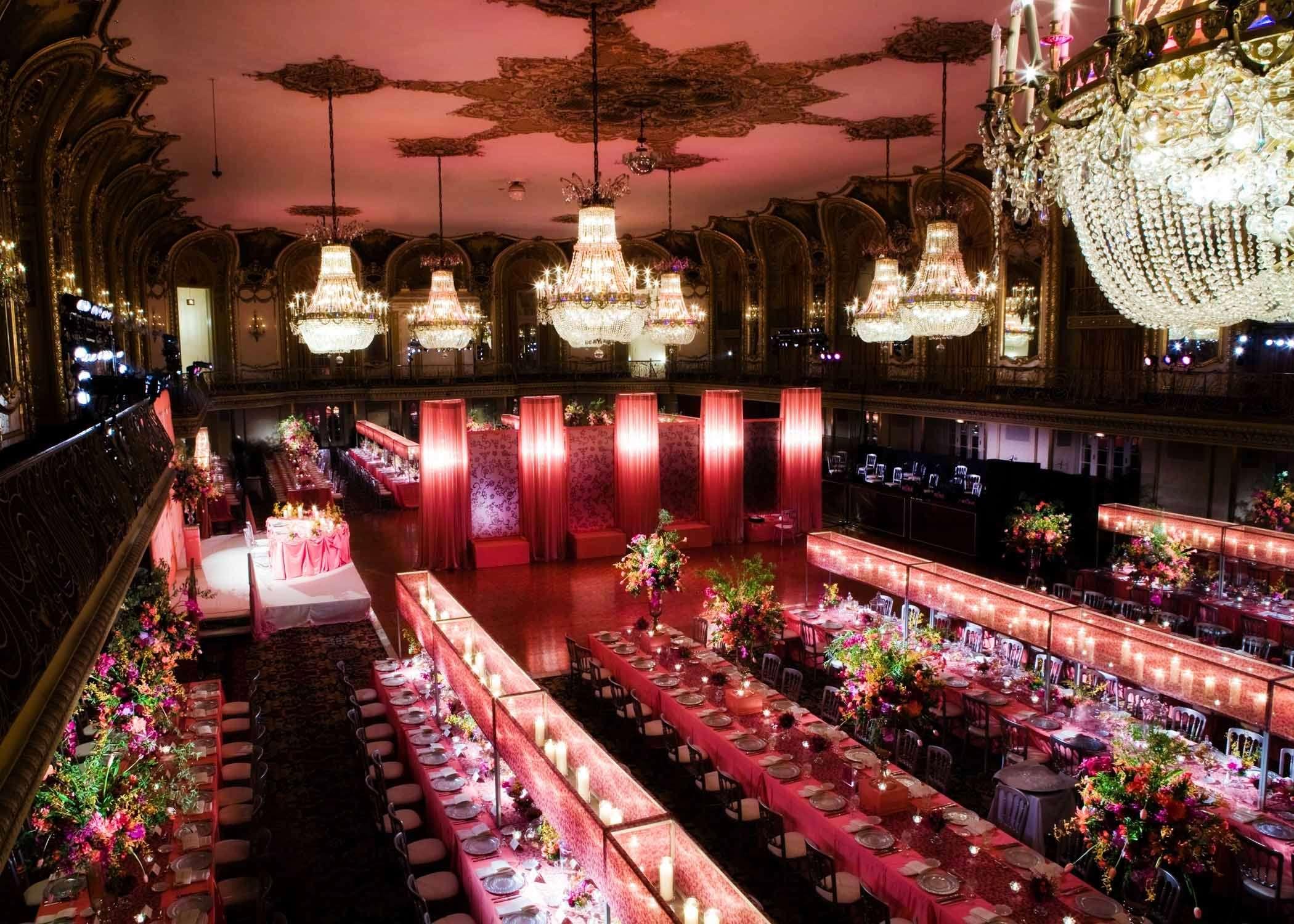 Stay in style at Hilton Chicago