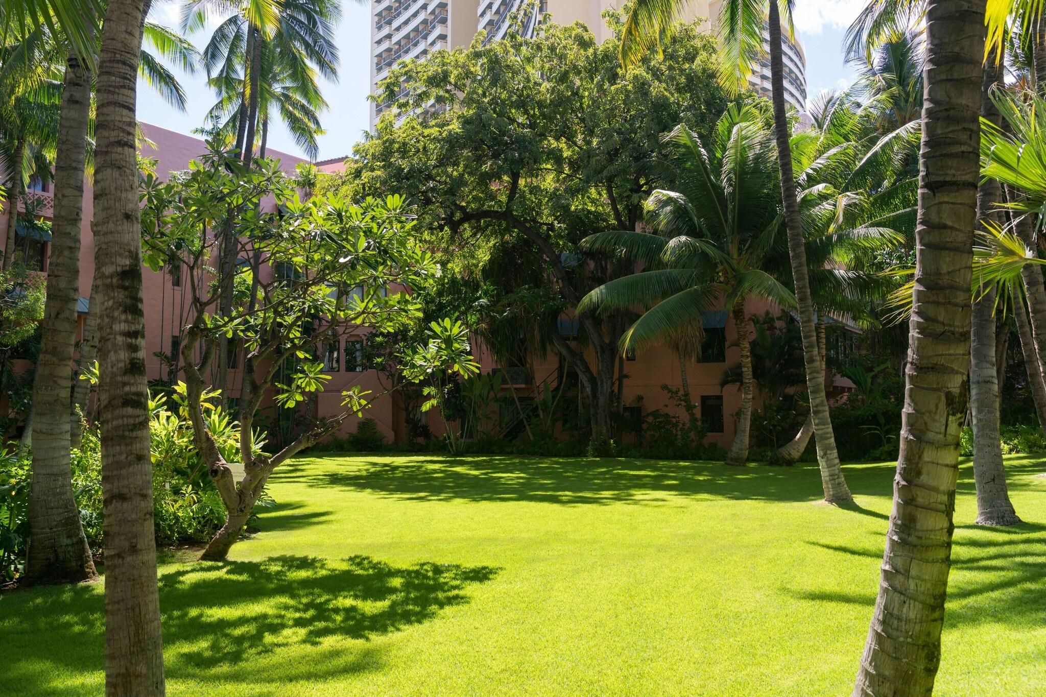 Stay in style at The Royal Hawaiian, a Luxury Collection Resort