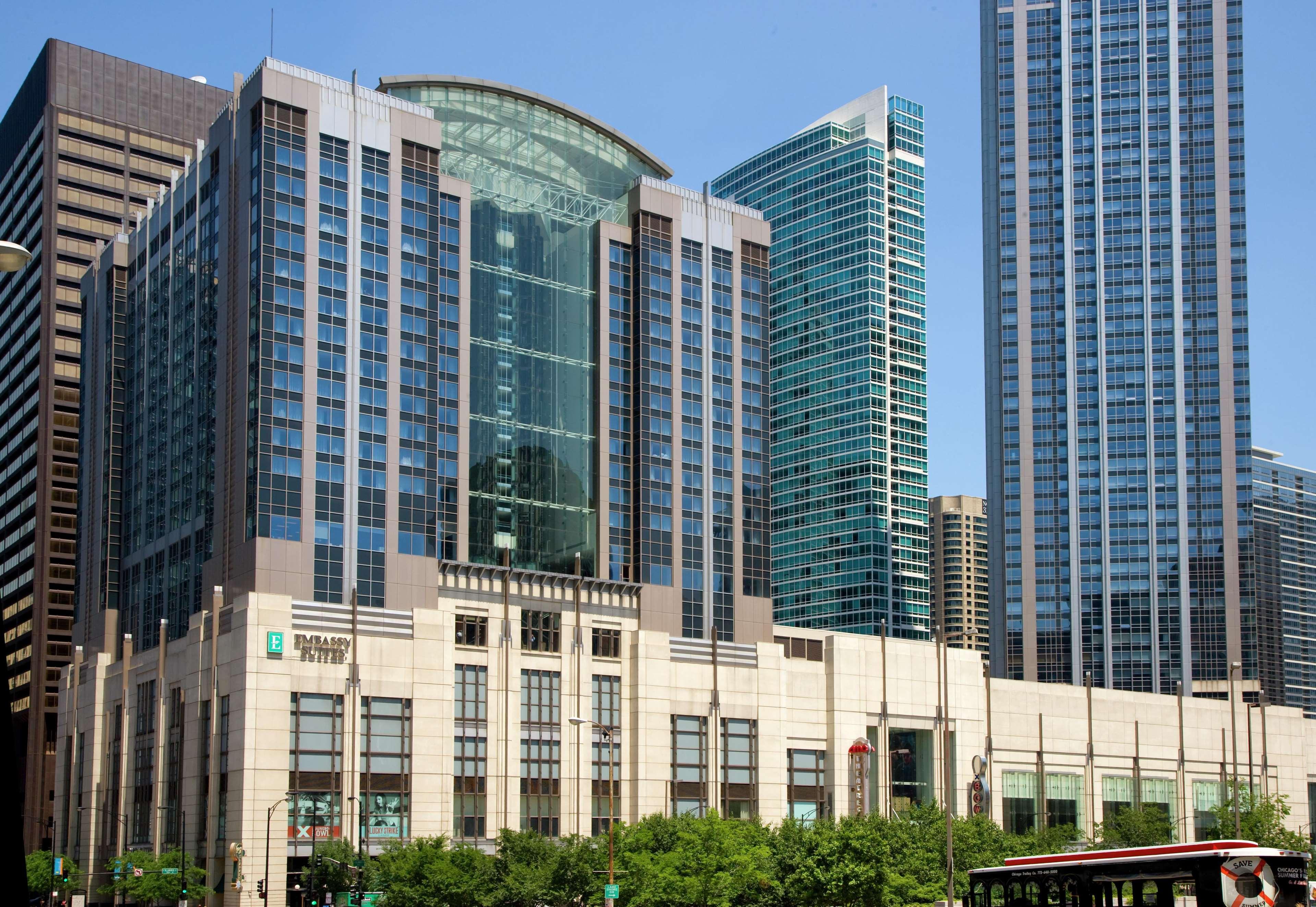 Stay in style at Embassy Suites by Hilton Chicago Downtown Magnificent Mile