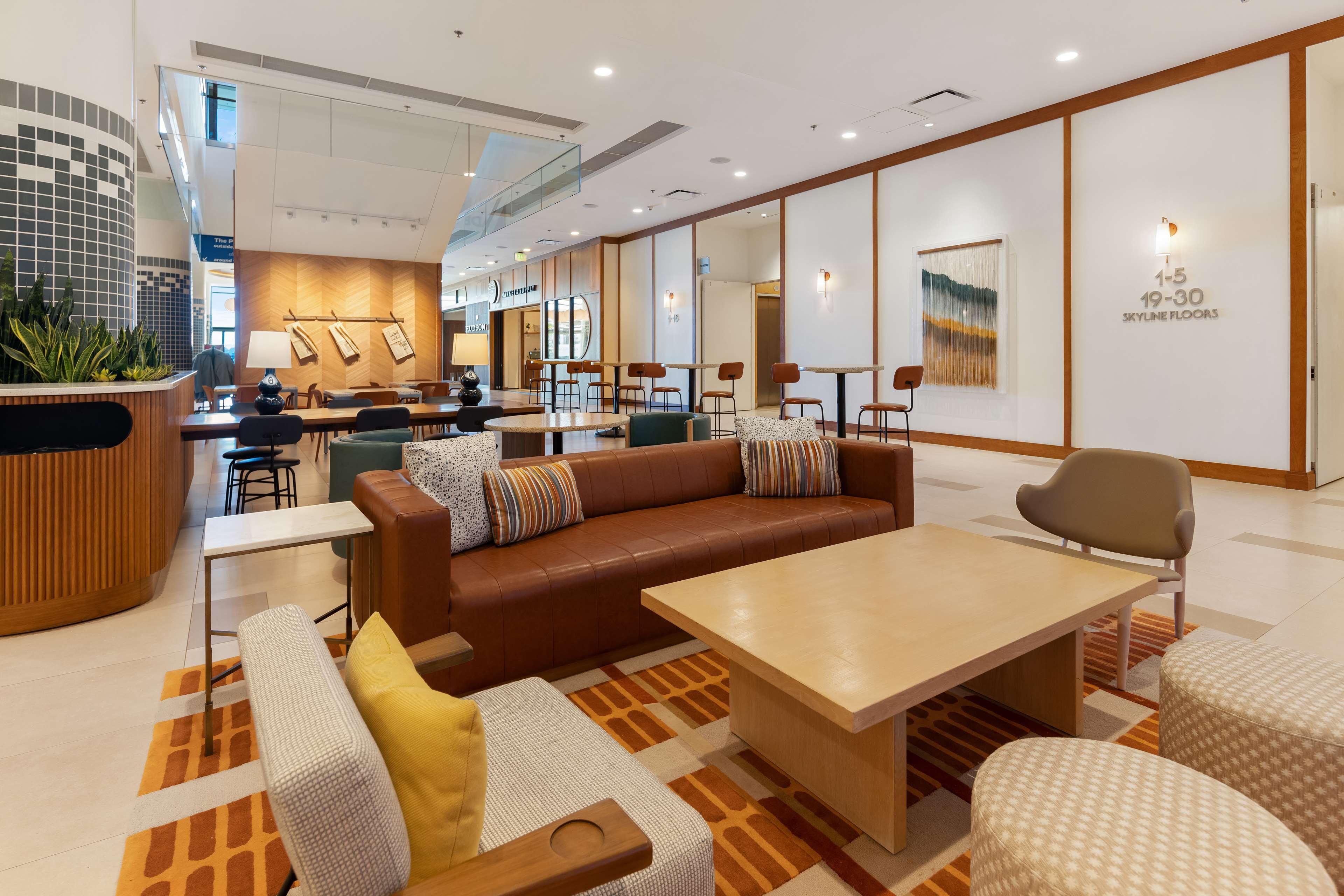 Stay in style at Hilton San Diego Bayfront