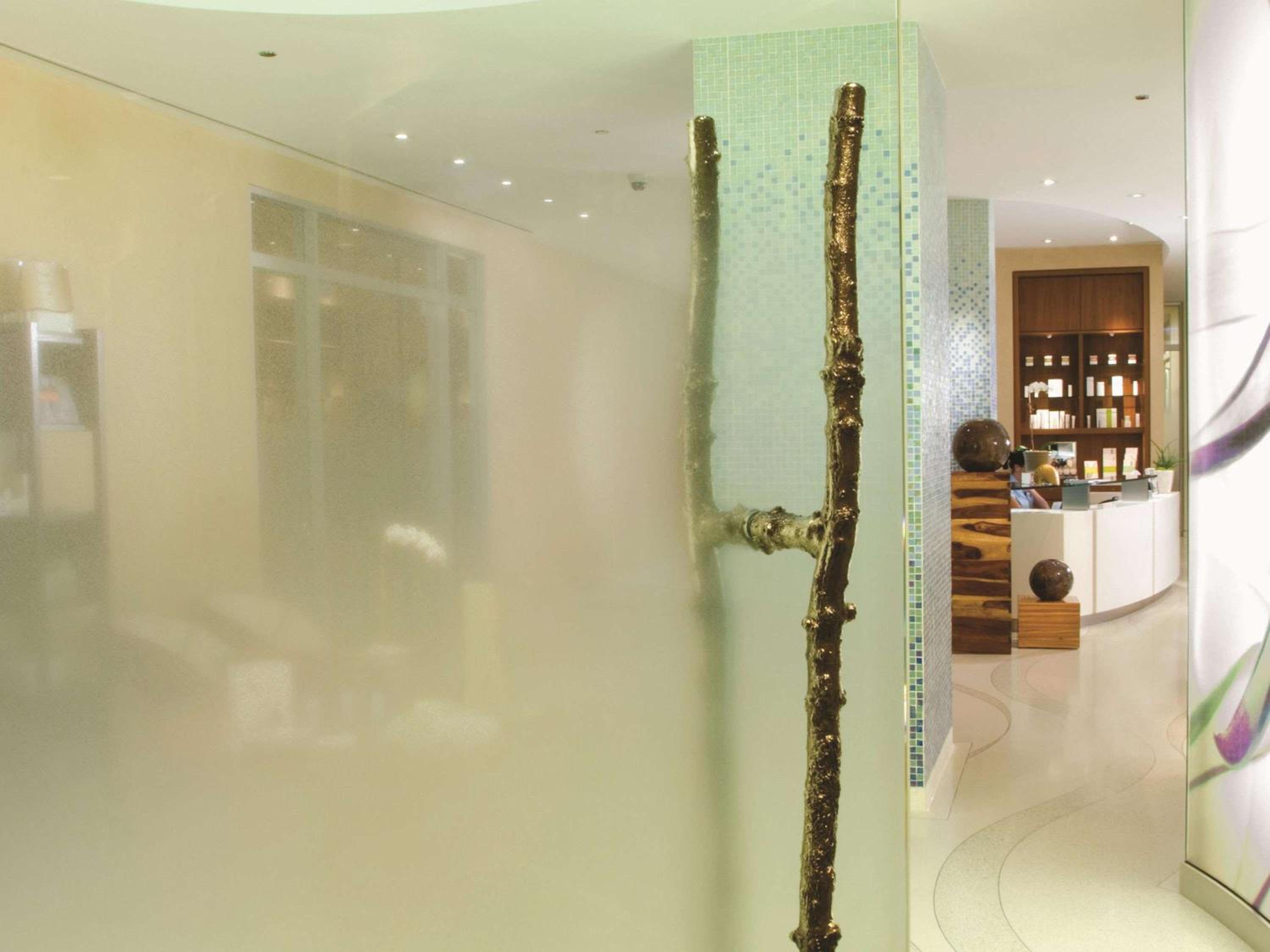 Stay in style at Fairmont Chicago - Millennium Park