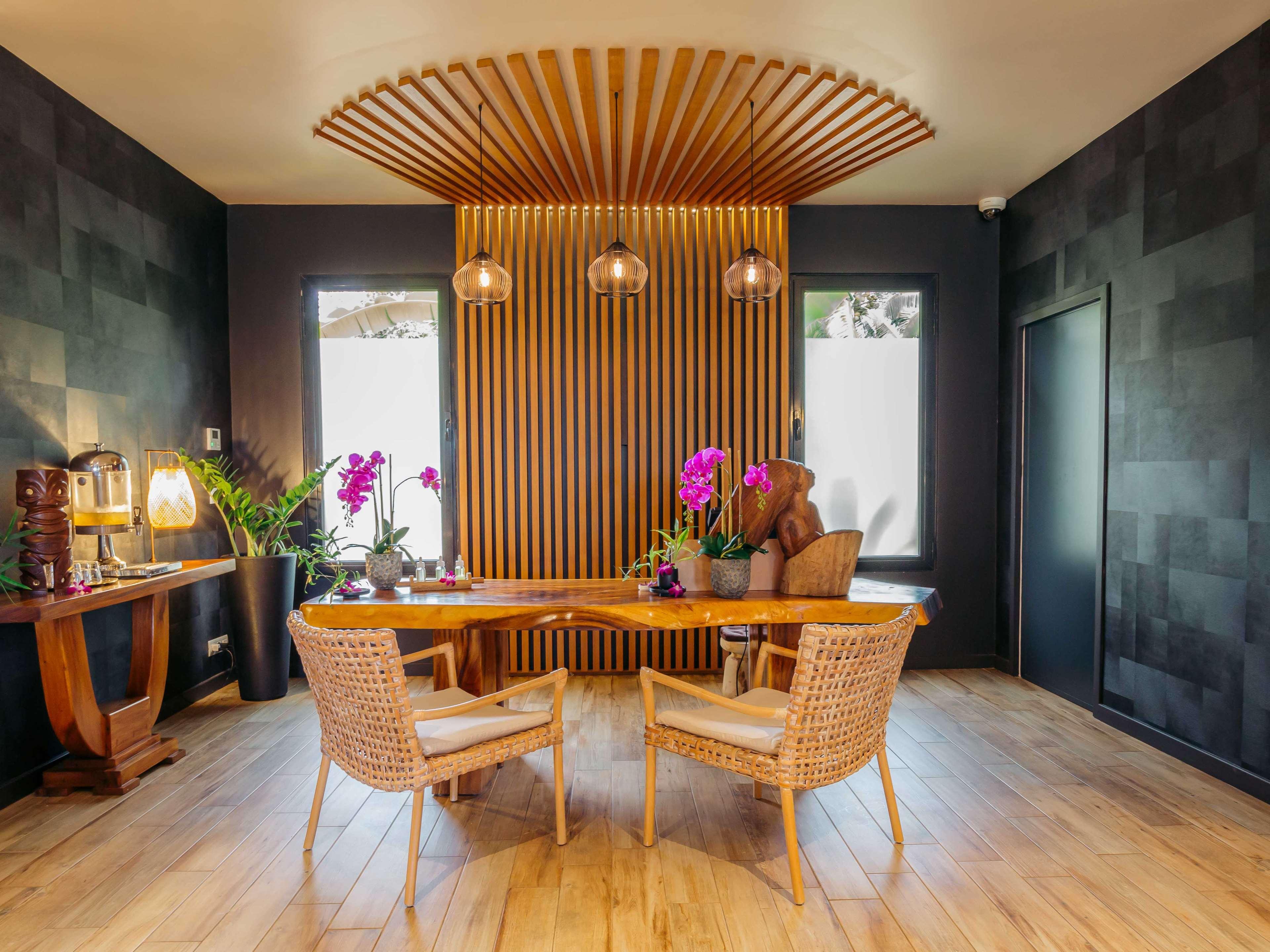 Stay in style at Hilton Hotel Tahiti