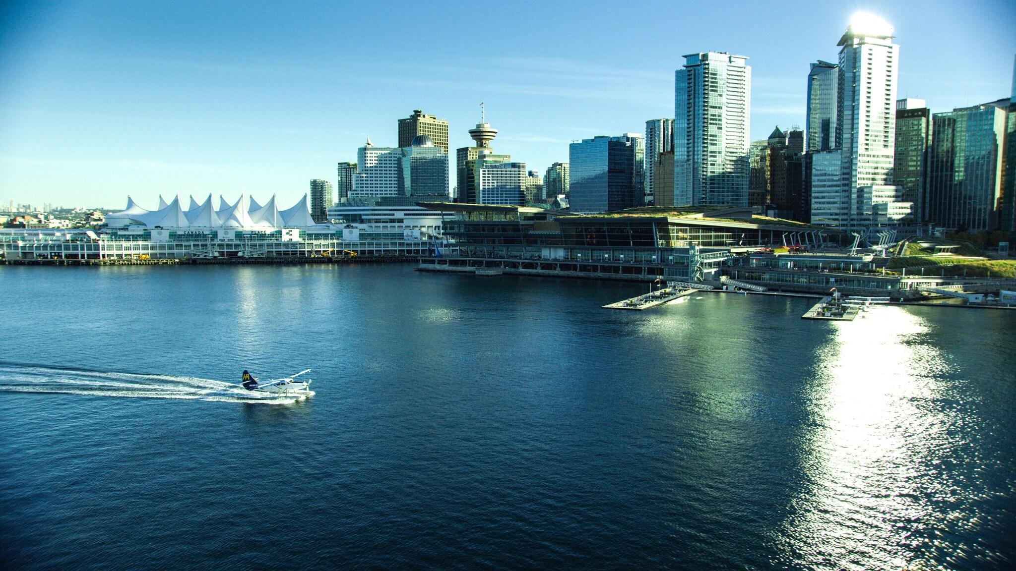 Stay in style at Marriott Pinnacle Downtown Vancouver