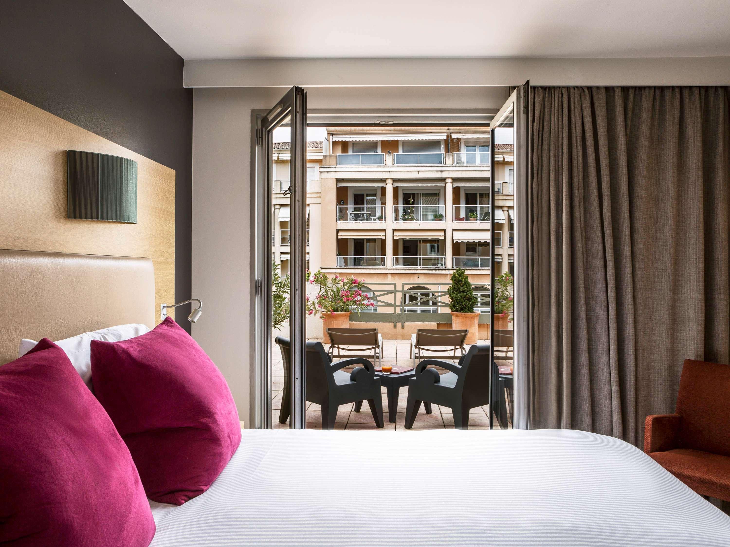Stay in style at Grand Hôtel Roi René Aix-en-Provence CTR – MGallery
