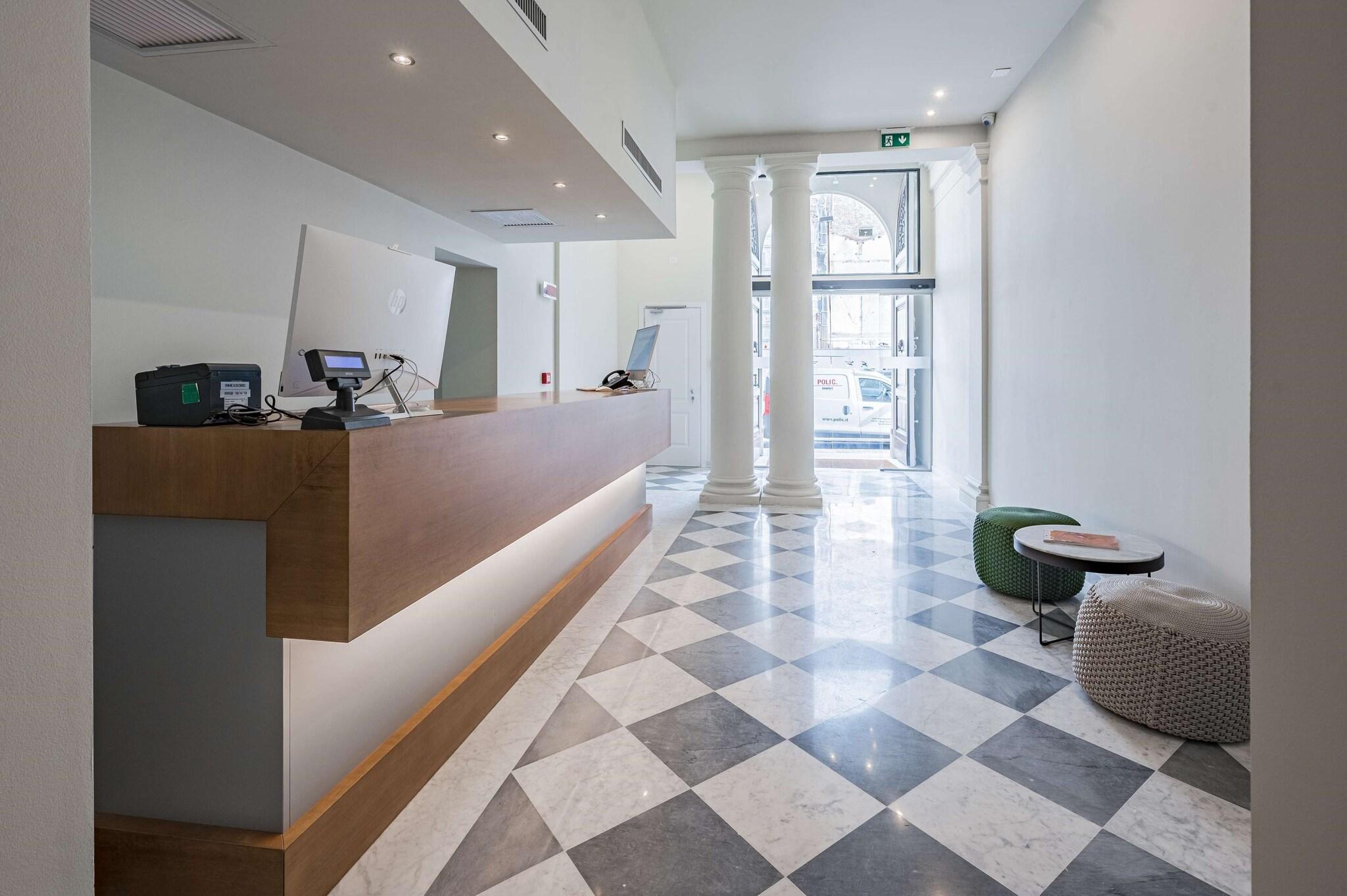 Stay in style at Hotel Ariele Florence