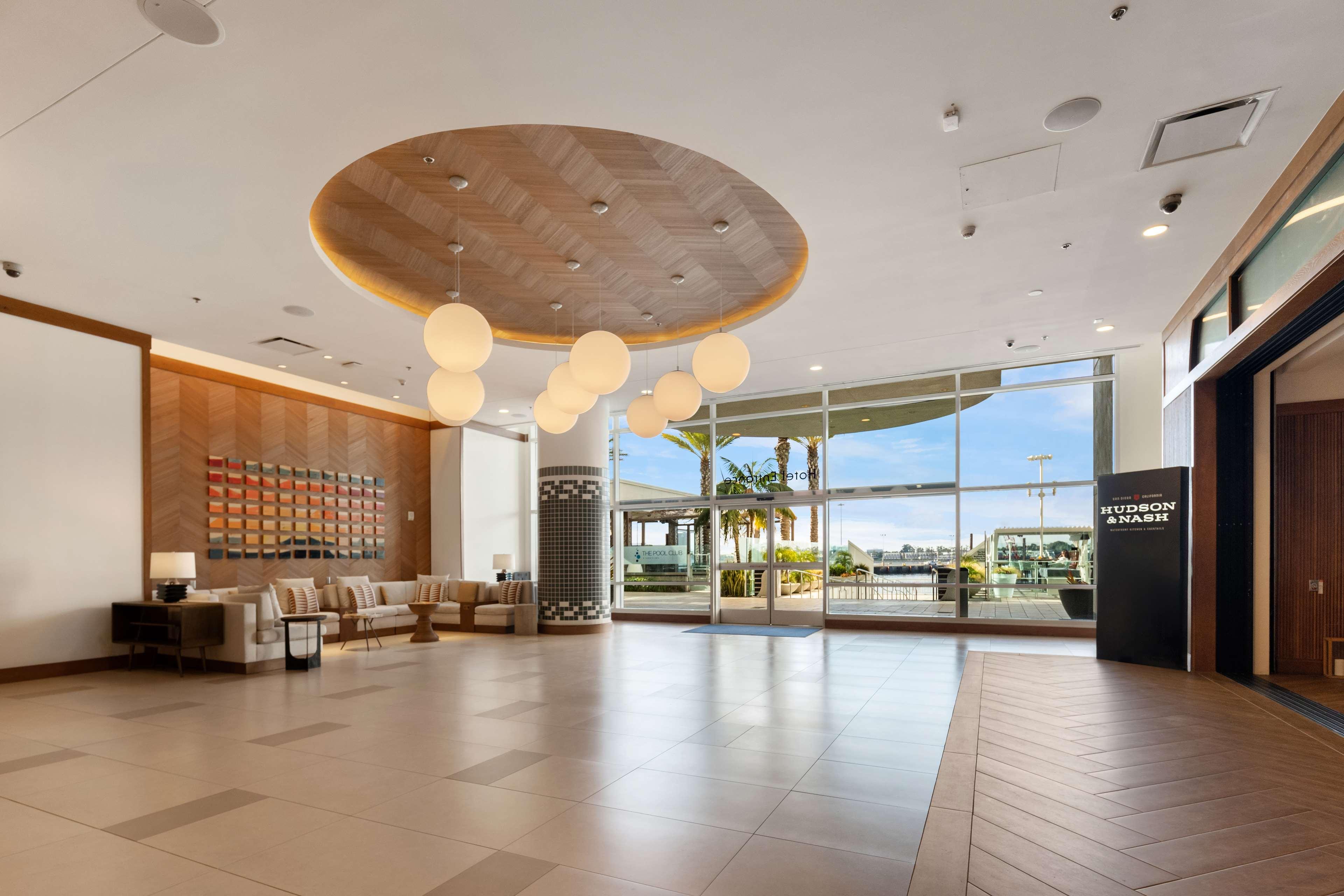 Stay in style at Hilton San Diego Bayfront