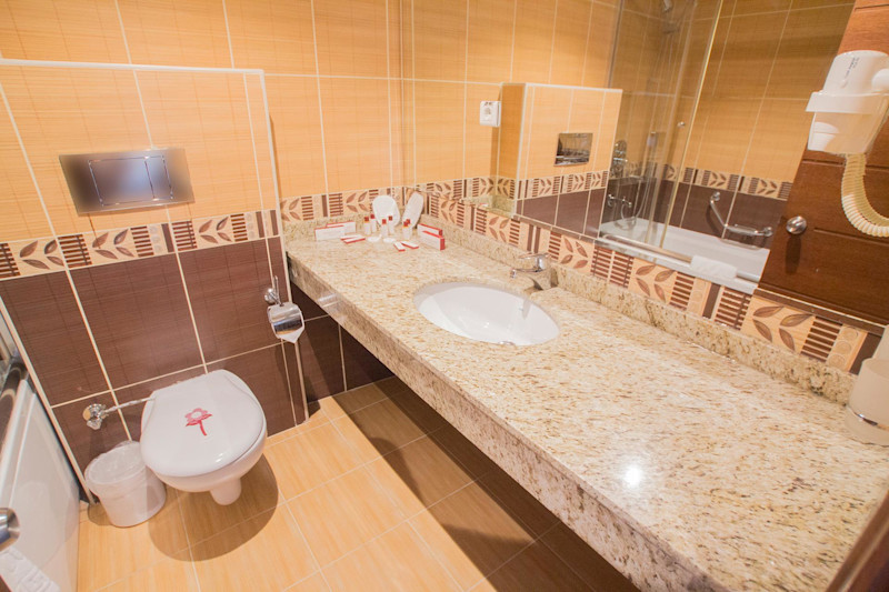 Stay in style at Nova Plaza Crystal Hotel