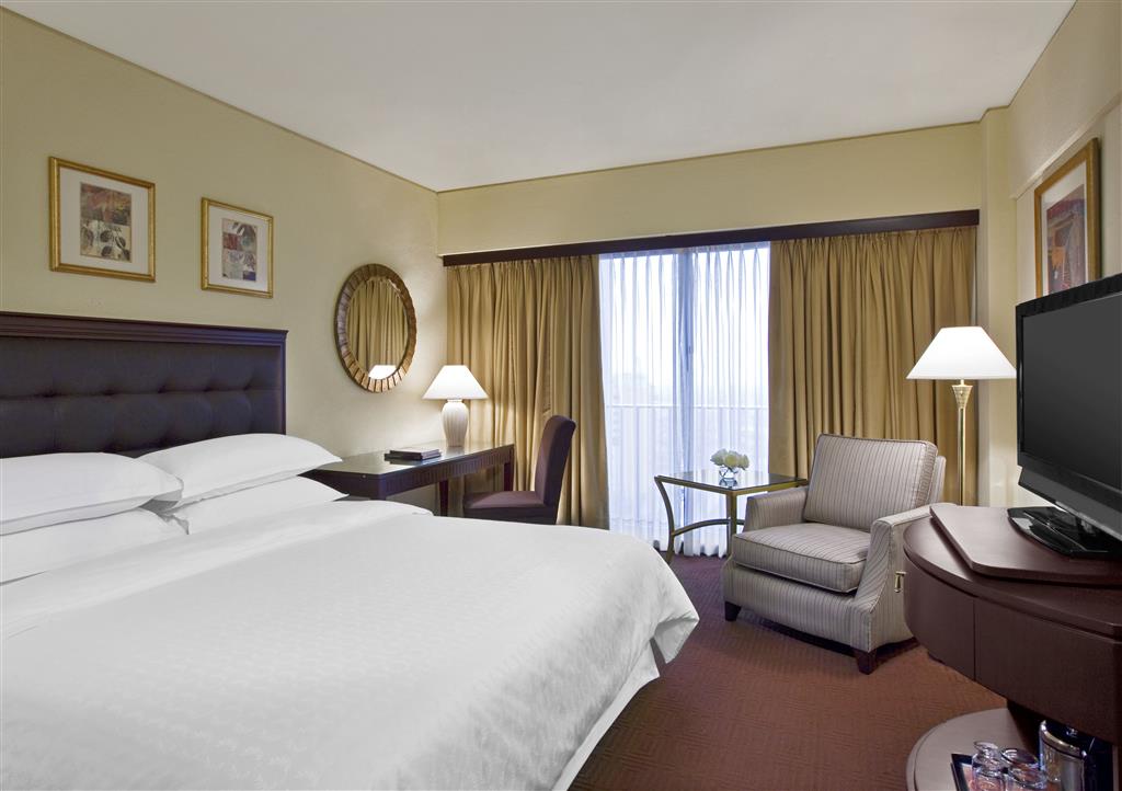 Stay in style at Sheraton Lima Hotel & Convention Center