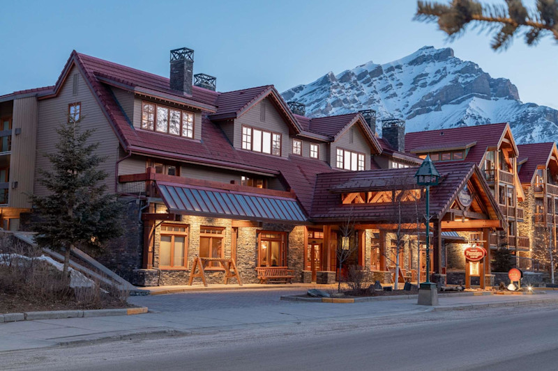 Stay in style at Banff Ptarmigan Inn