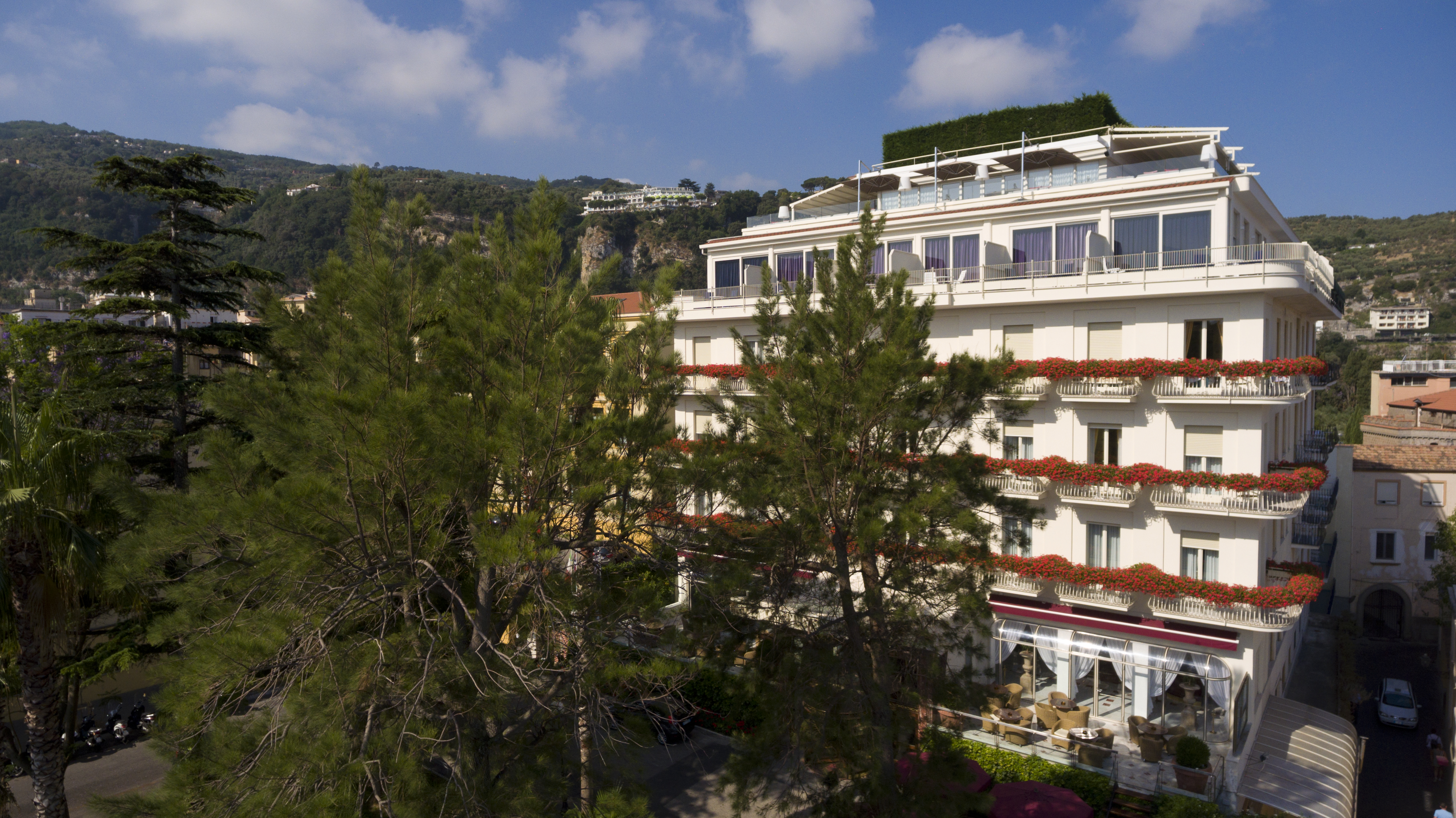 Stay in style at Grand Hotel Continental Sorrento