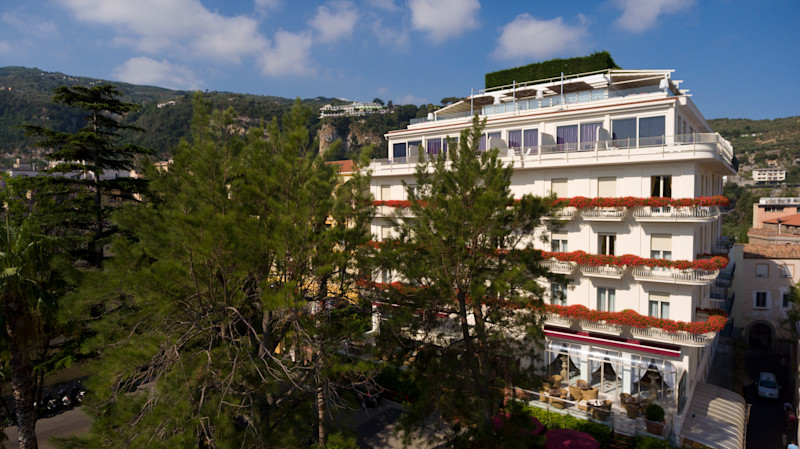 Stay in style at Grand Hotel Continental Sorrento