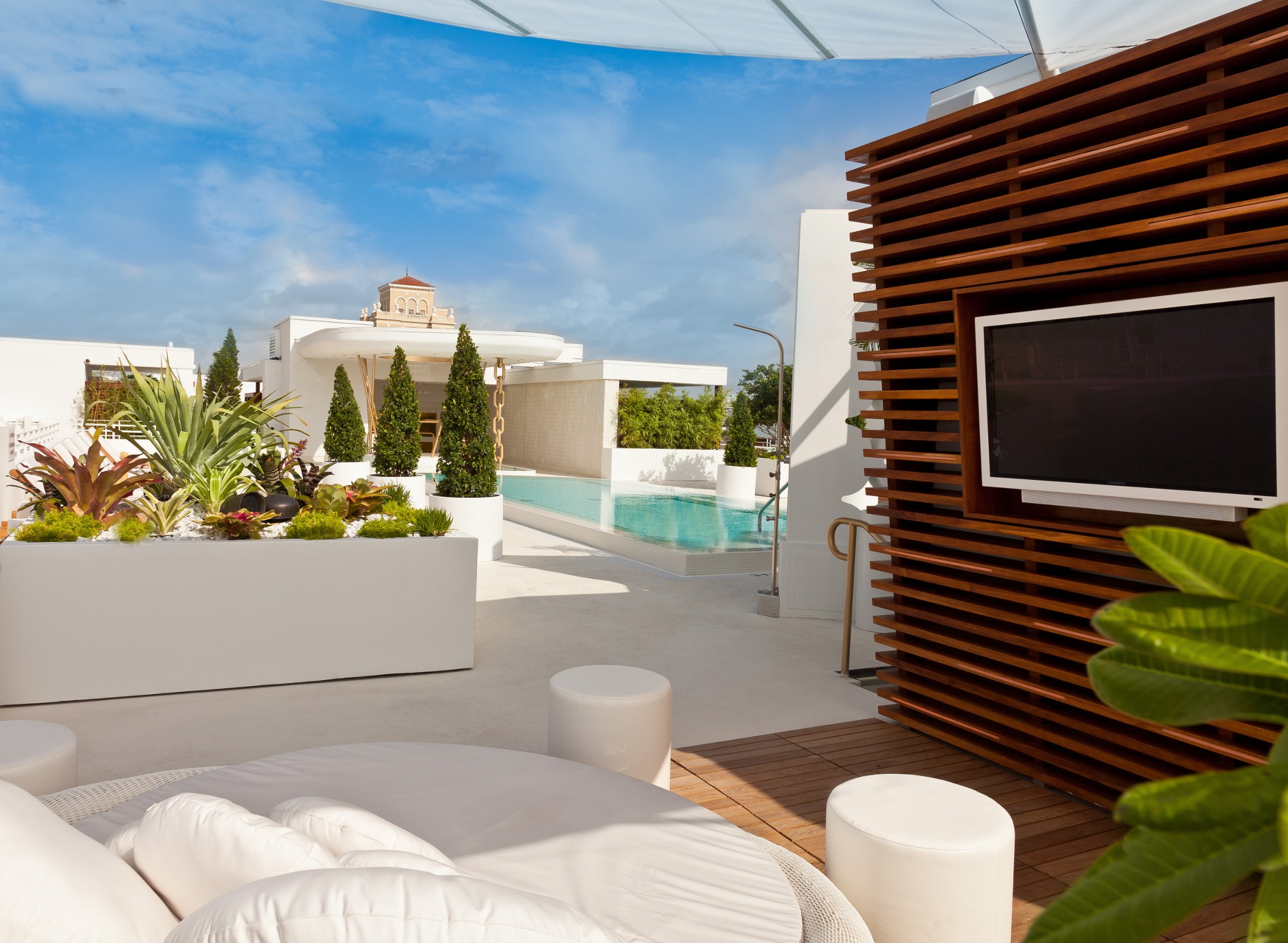 Stay in style at Dream South Beach Miami